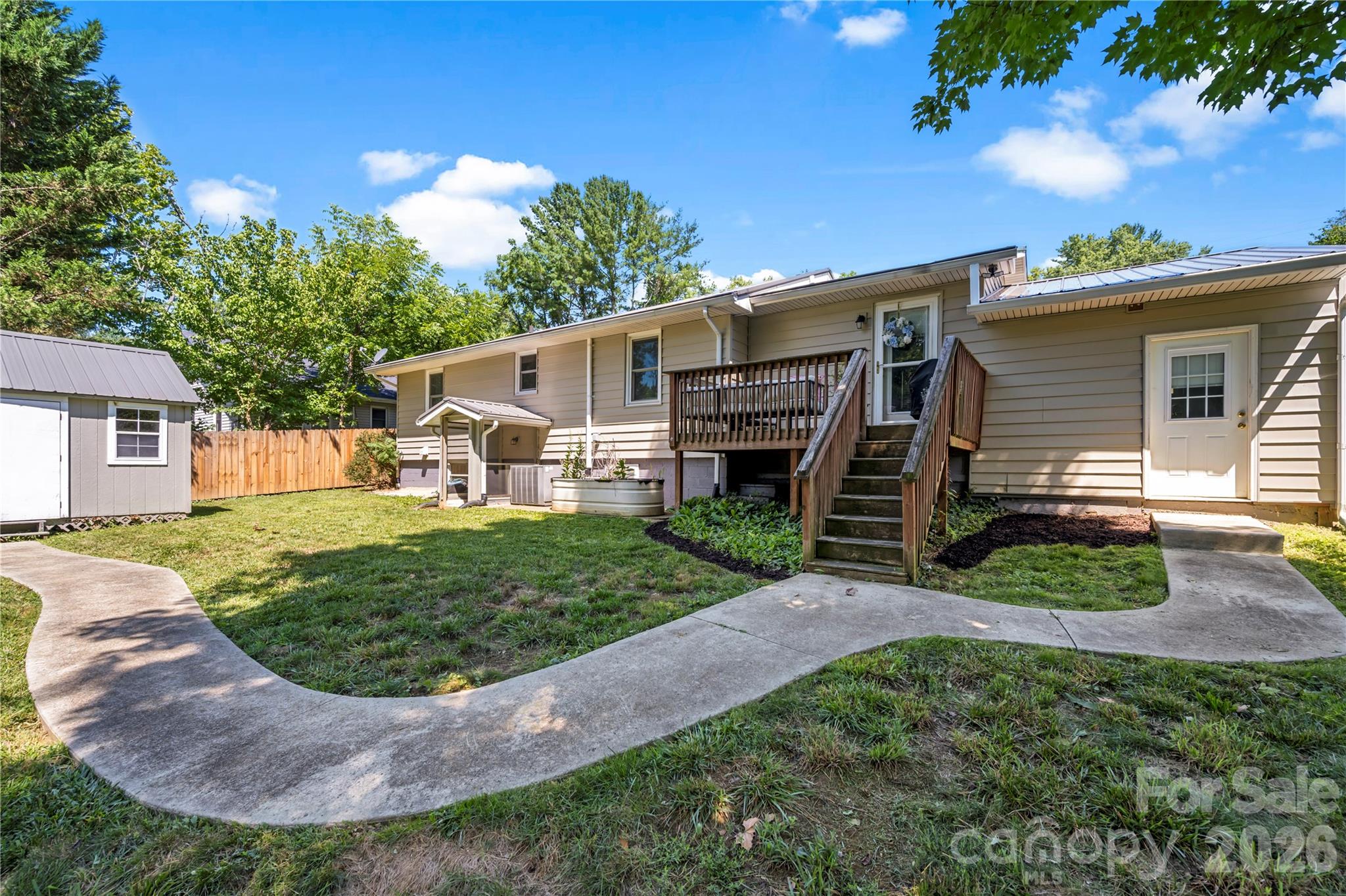 159 New Haw Creek Road — Asheville