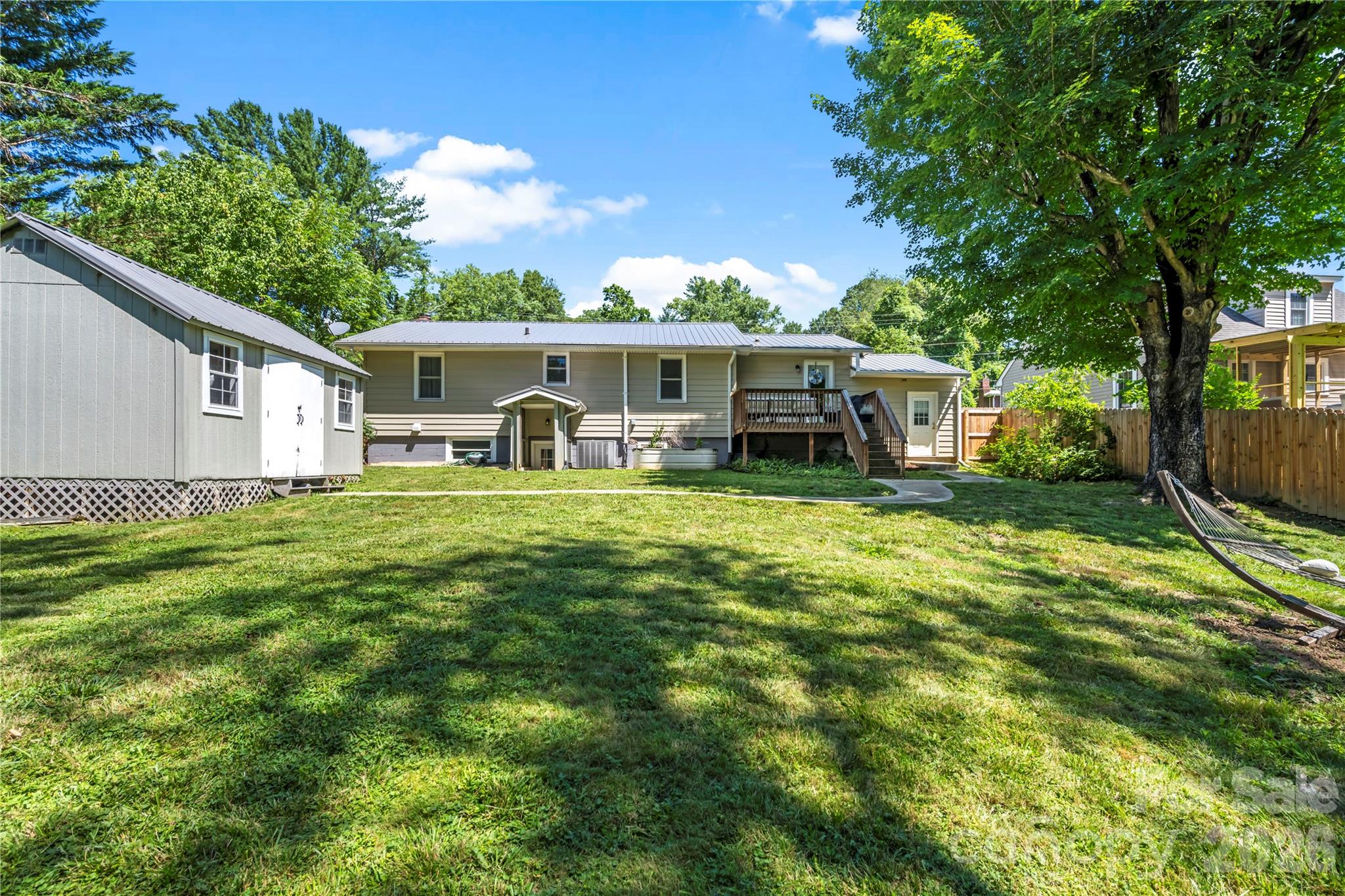 159 New Haw Creek Road — Asheville