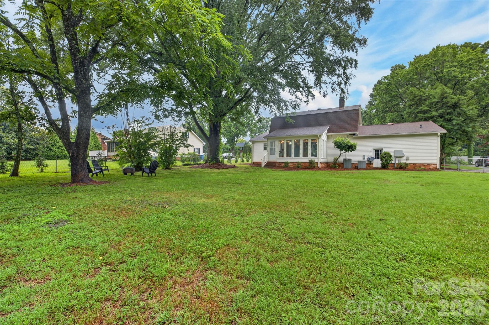 140 Raintree Road — Advance