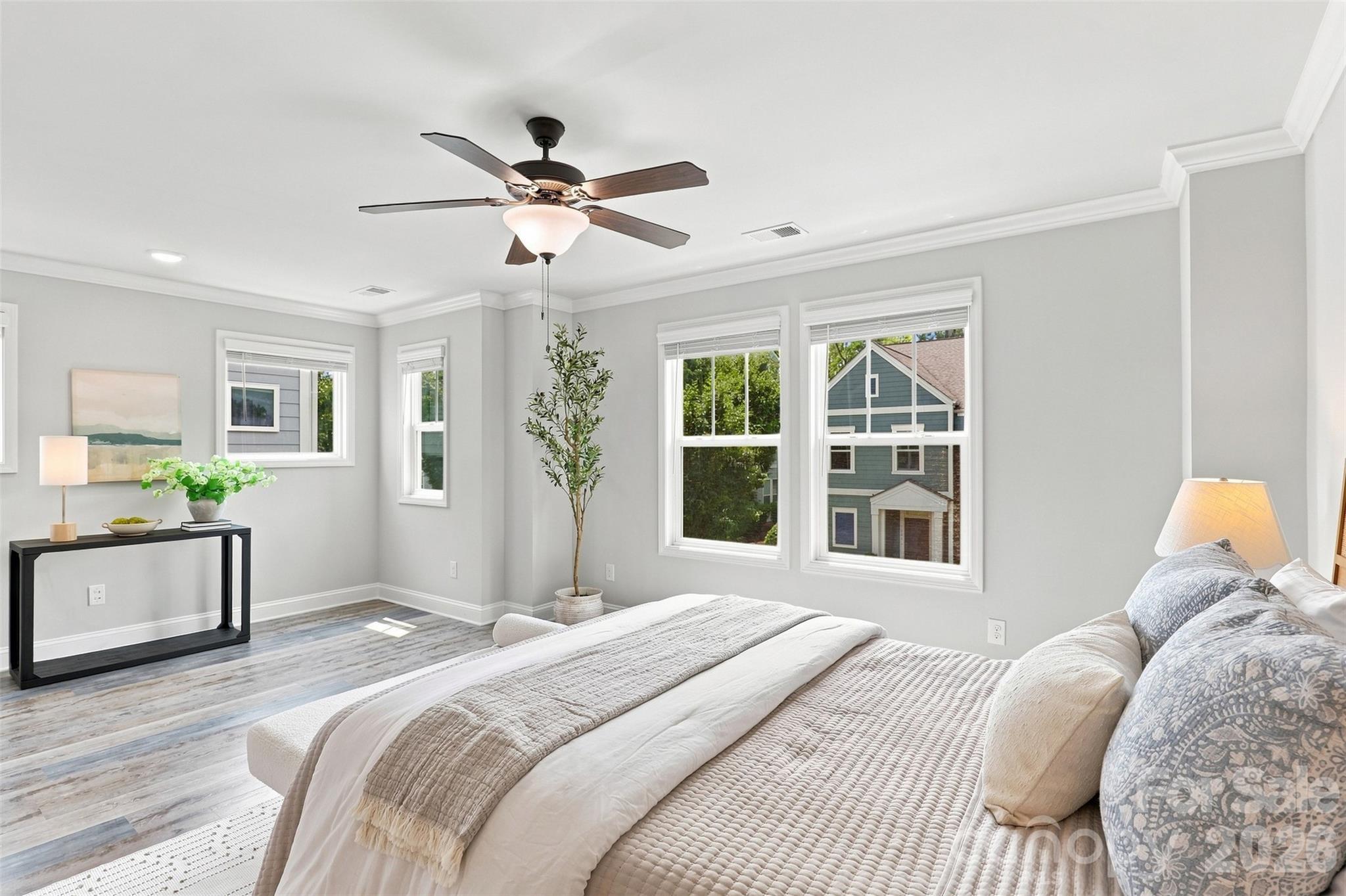1004 Lyndon Station Drive — Pineville