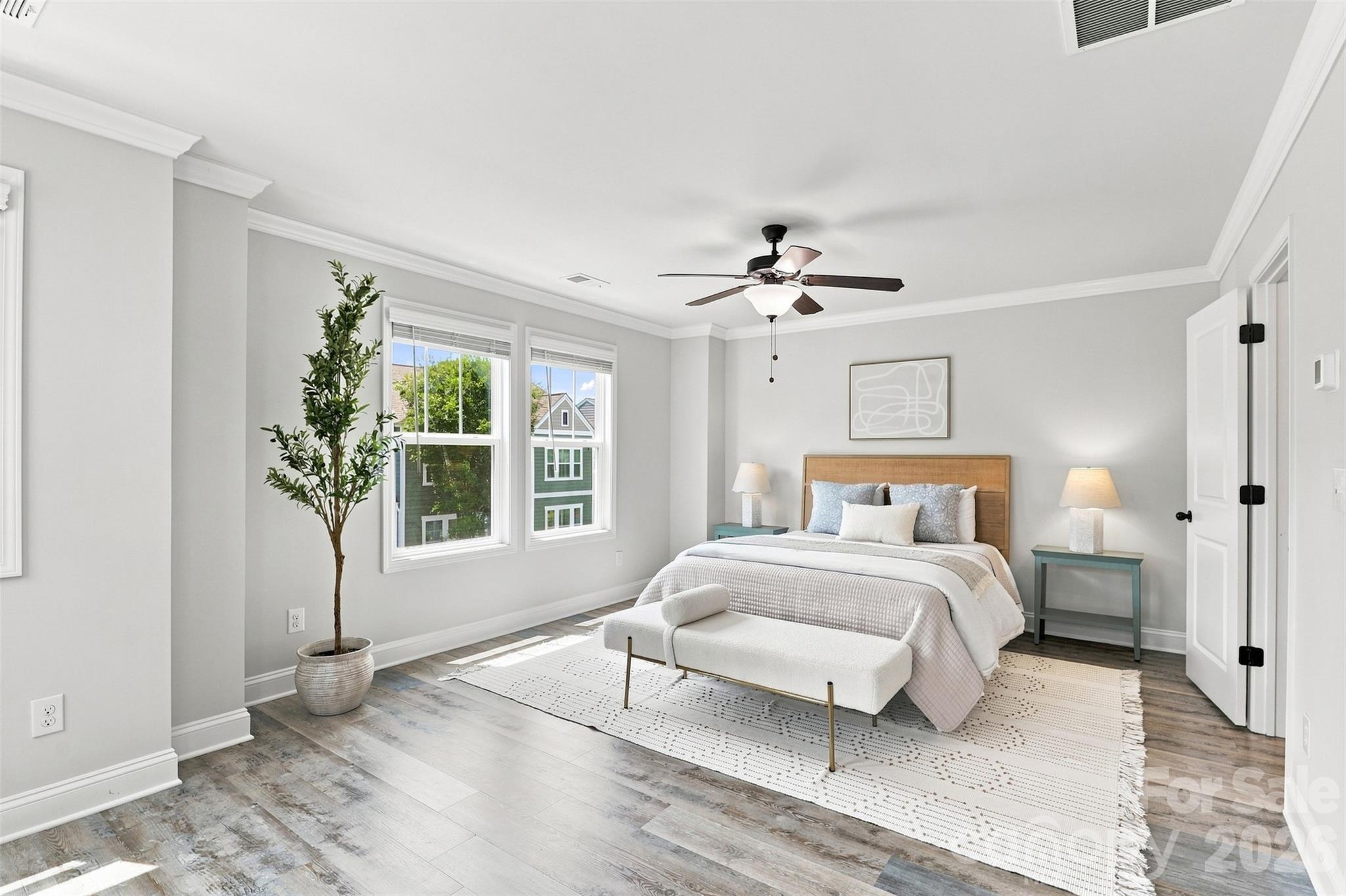 1004 Lyndon Station Drive — Pineville