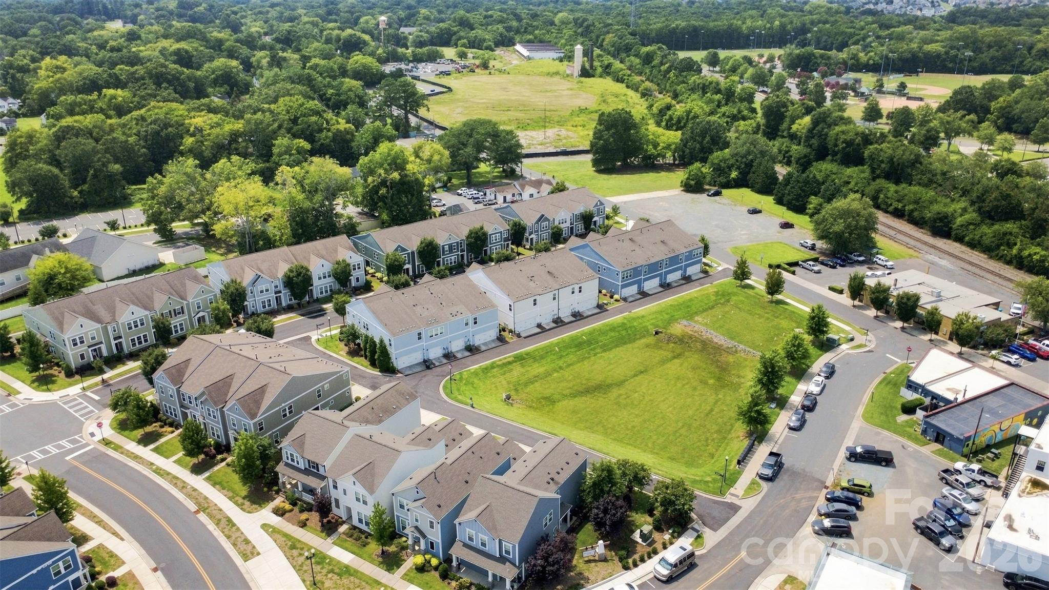 1004 Lyndon Station Drive — Pineville