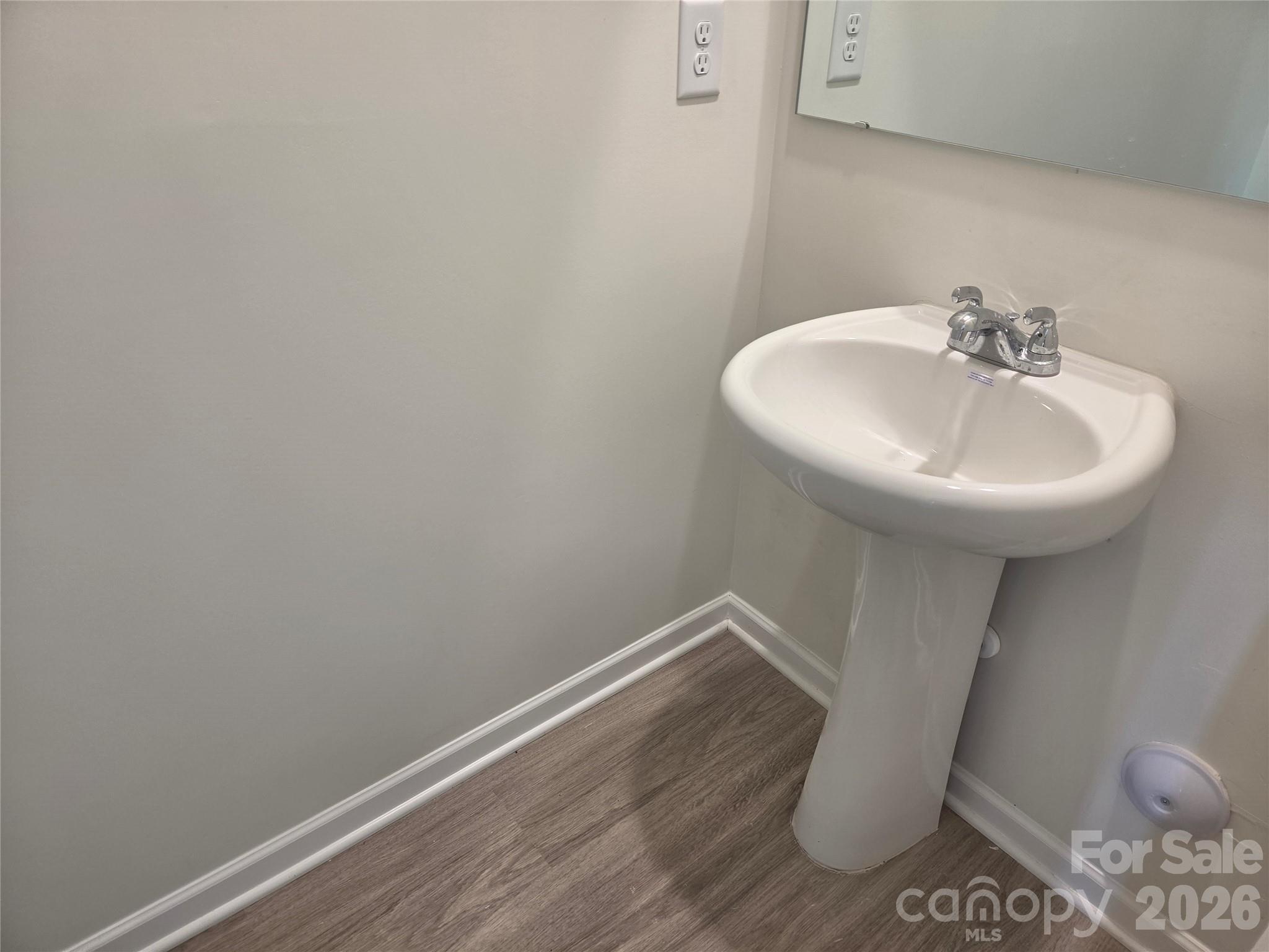 128 Sanders Way — Statesville