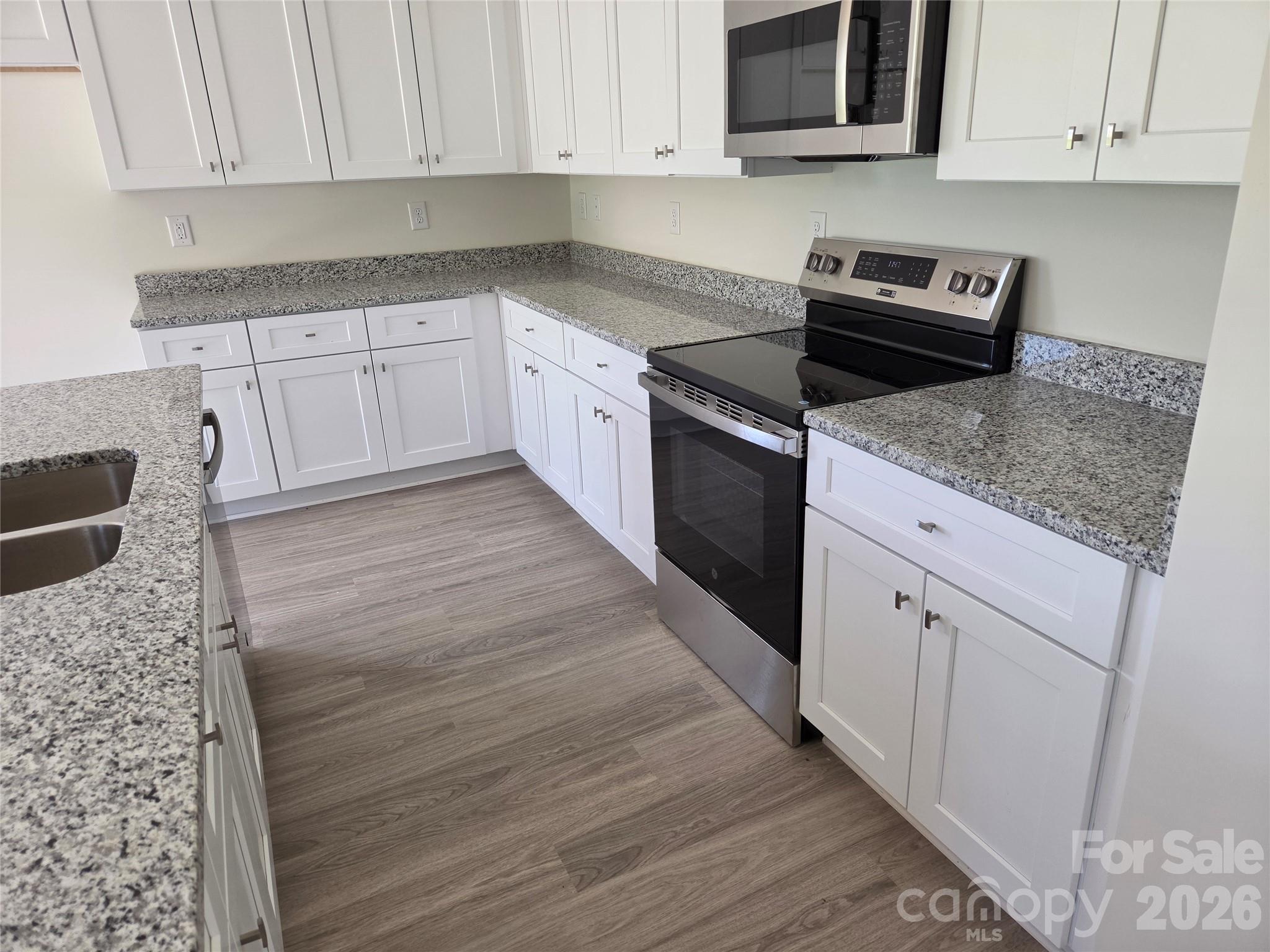 128 Sanders Way — Statesville