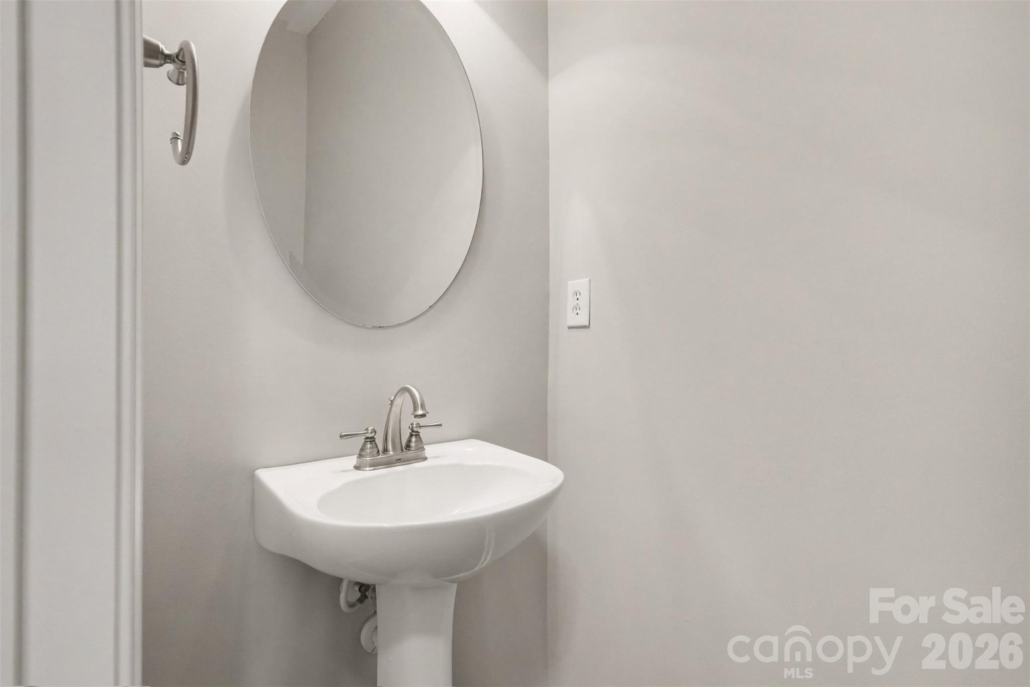 567 Pine Links Drive — Tega Cay
