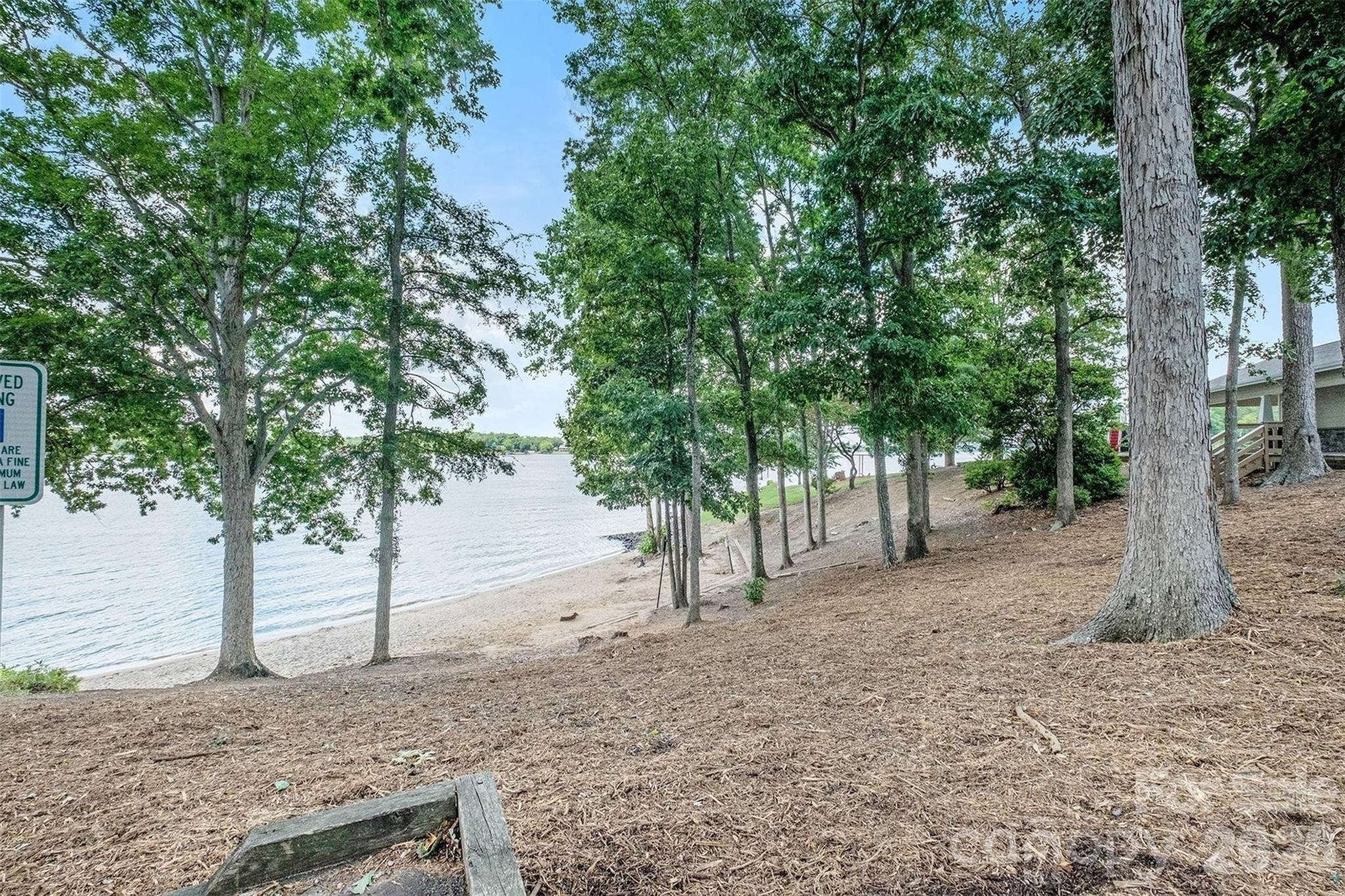 567 Pine Links Drive — Tega Cay