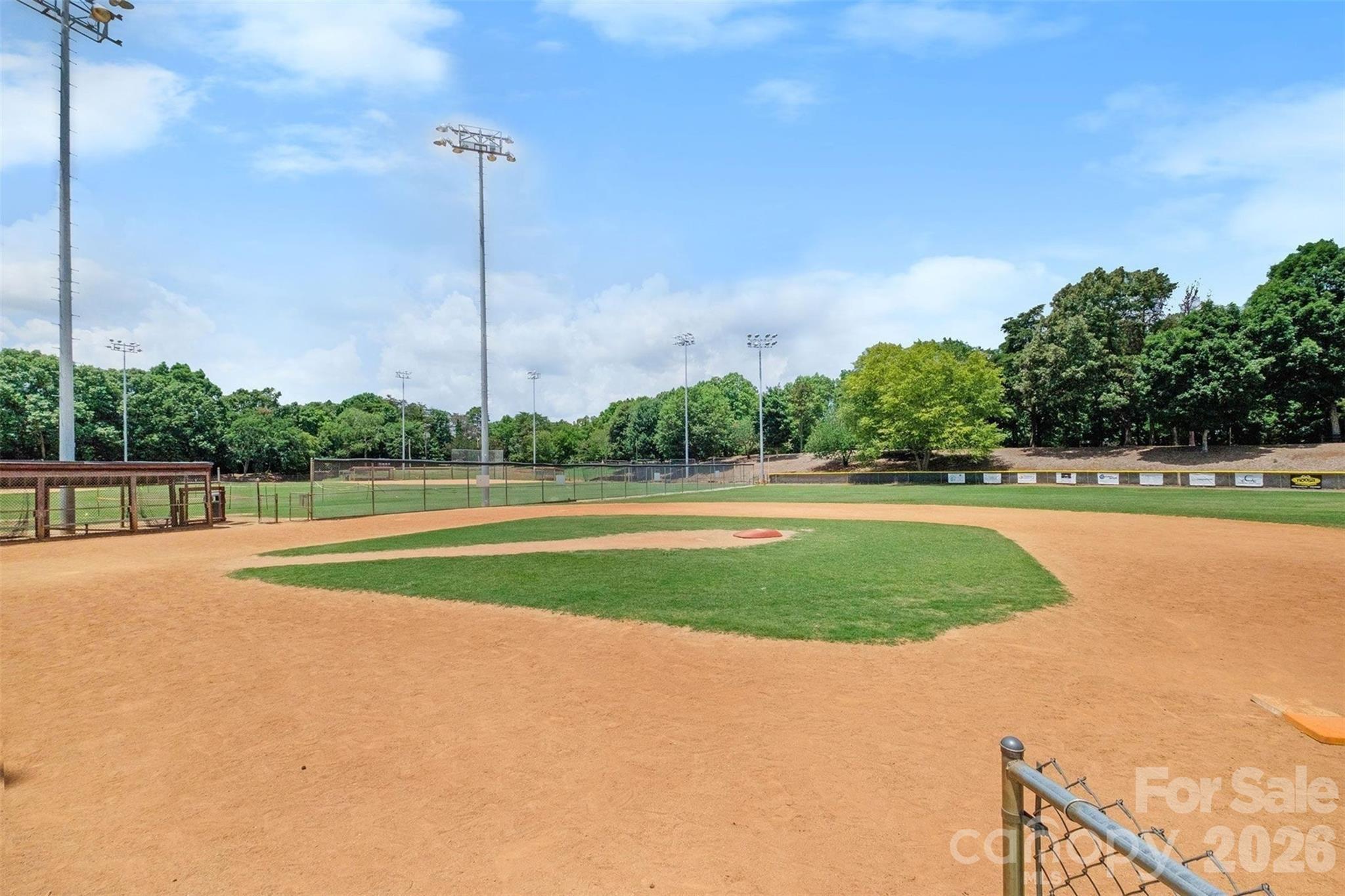 567 Pine Links Drive — Tega Cay
