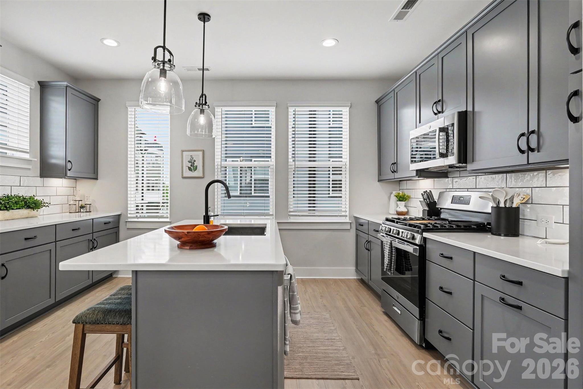 1607 Polk Street — Charlotte
