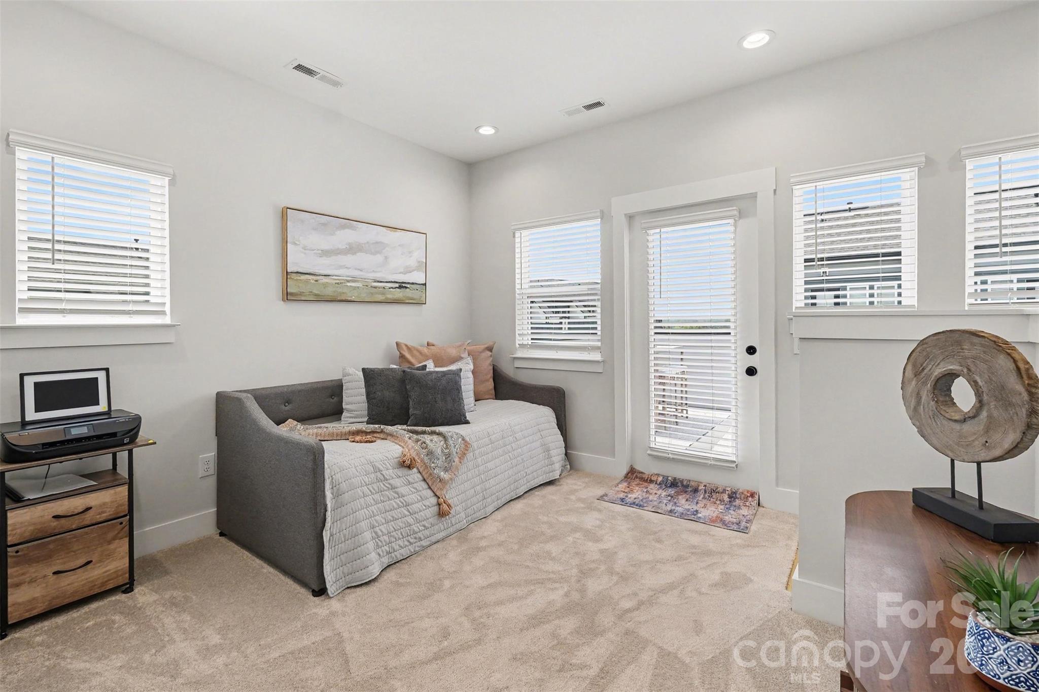 1607 Polk Street — Charlotte
