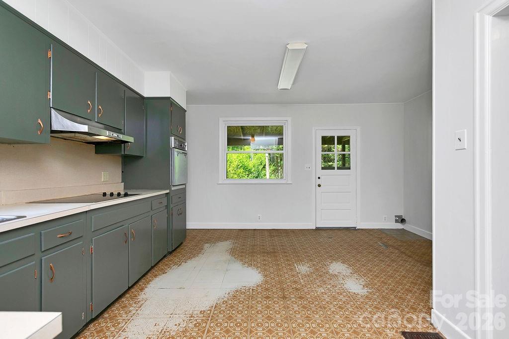 105 Parkview Drive — Brevard