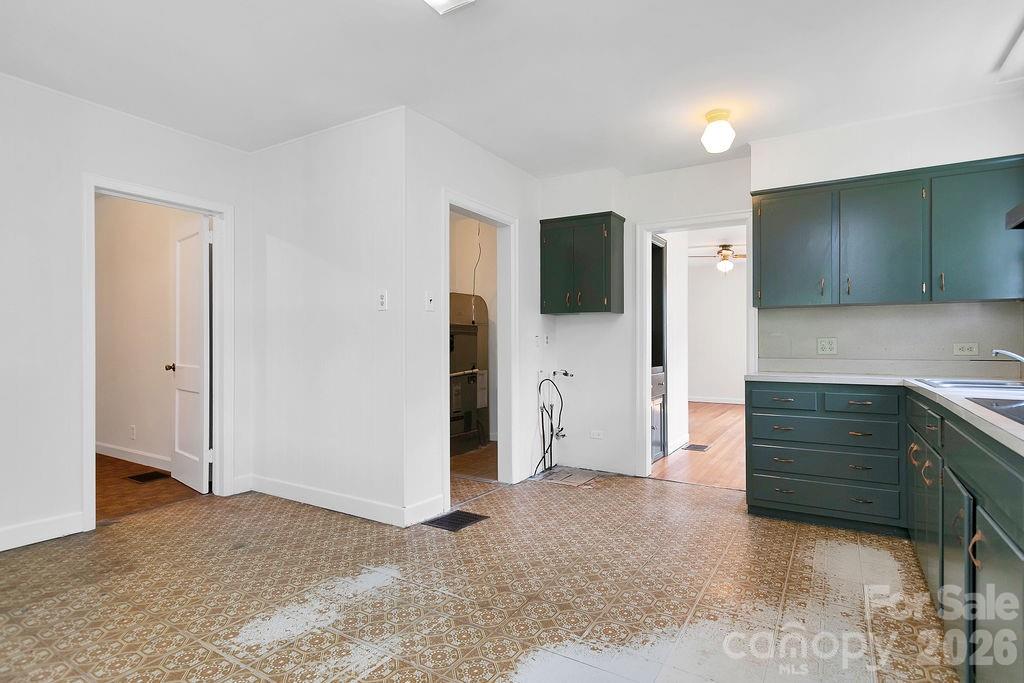 105 Parkview Drive — Brevard