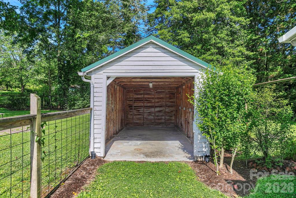 105 Parkview Drive — Brevard