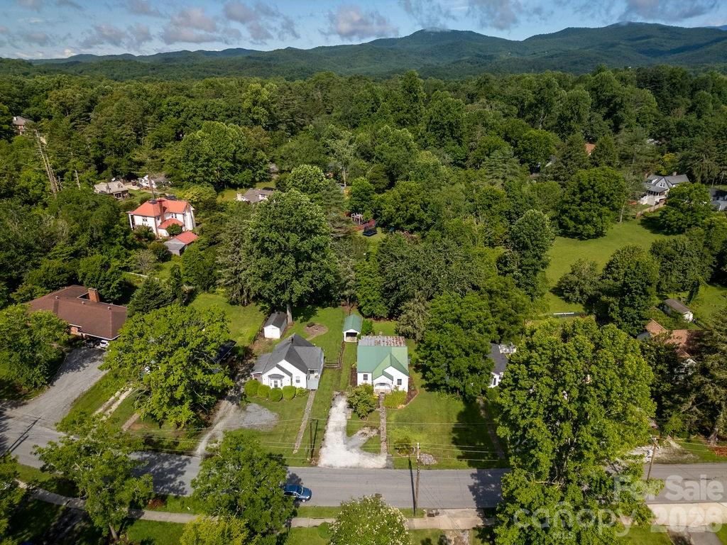 105 Parkview Drive — Brevard