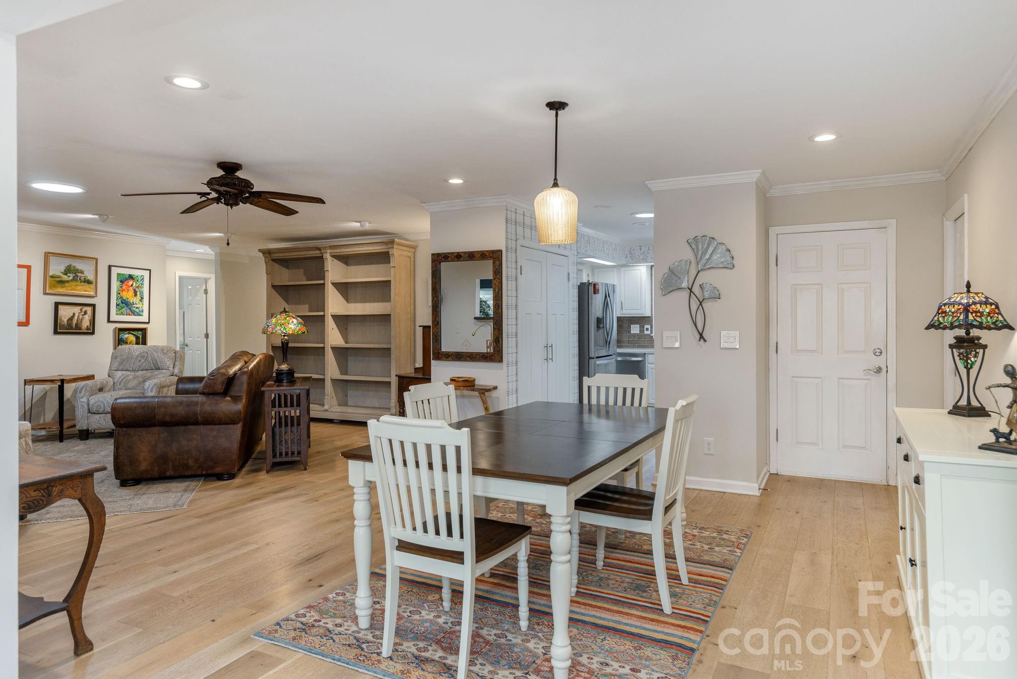 128 Camellia Way — Hendersonville