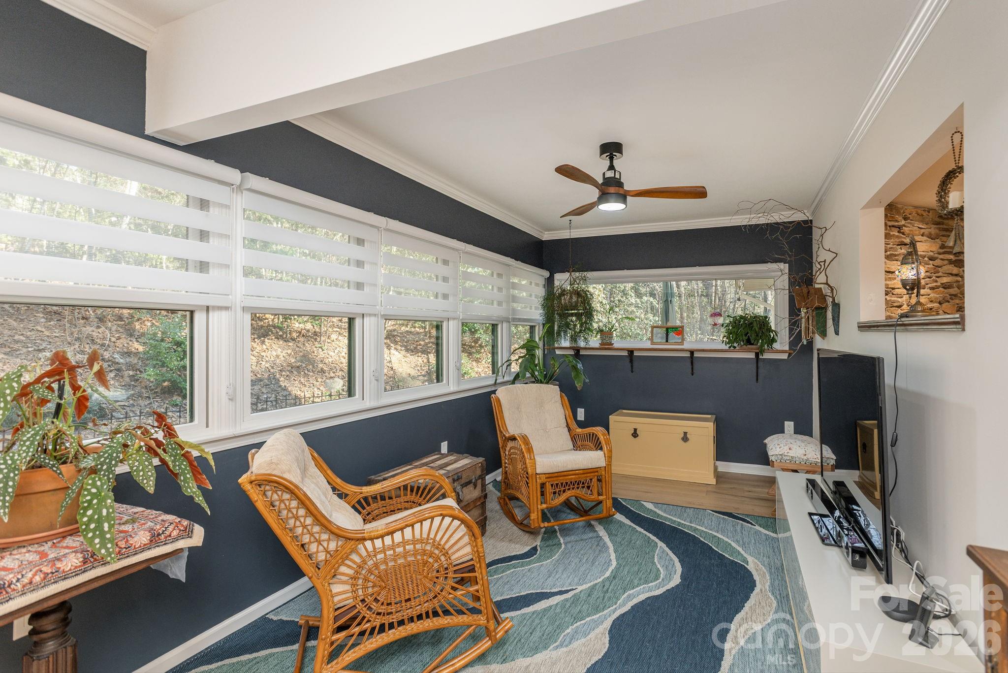 128 Camellia Way — Hendersonville