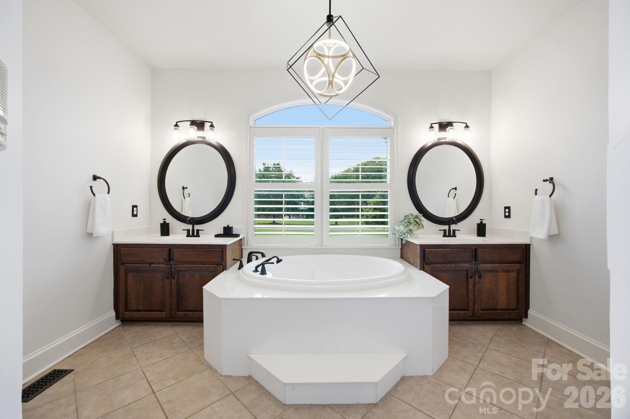 4122 Amarillo Drive SW — Concord