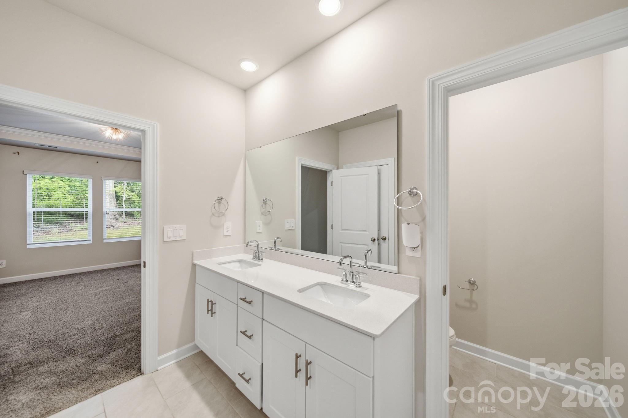 6220 Barcelona Way — Charlotte