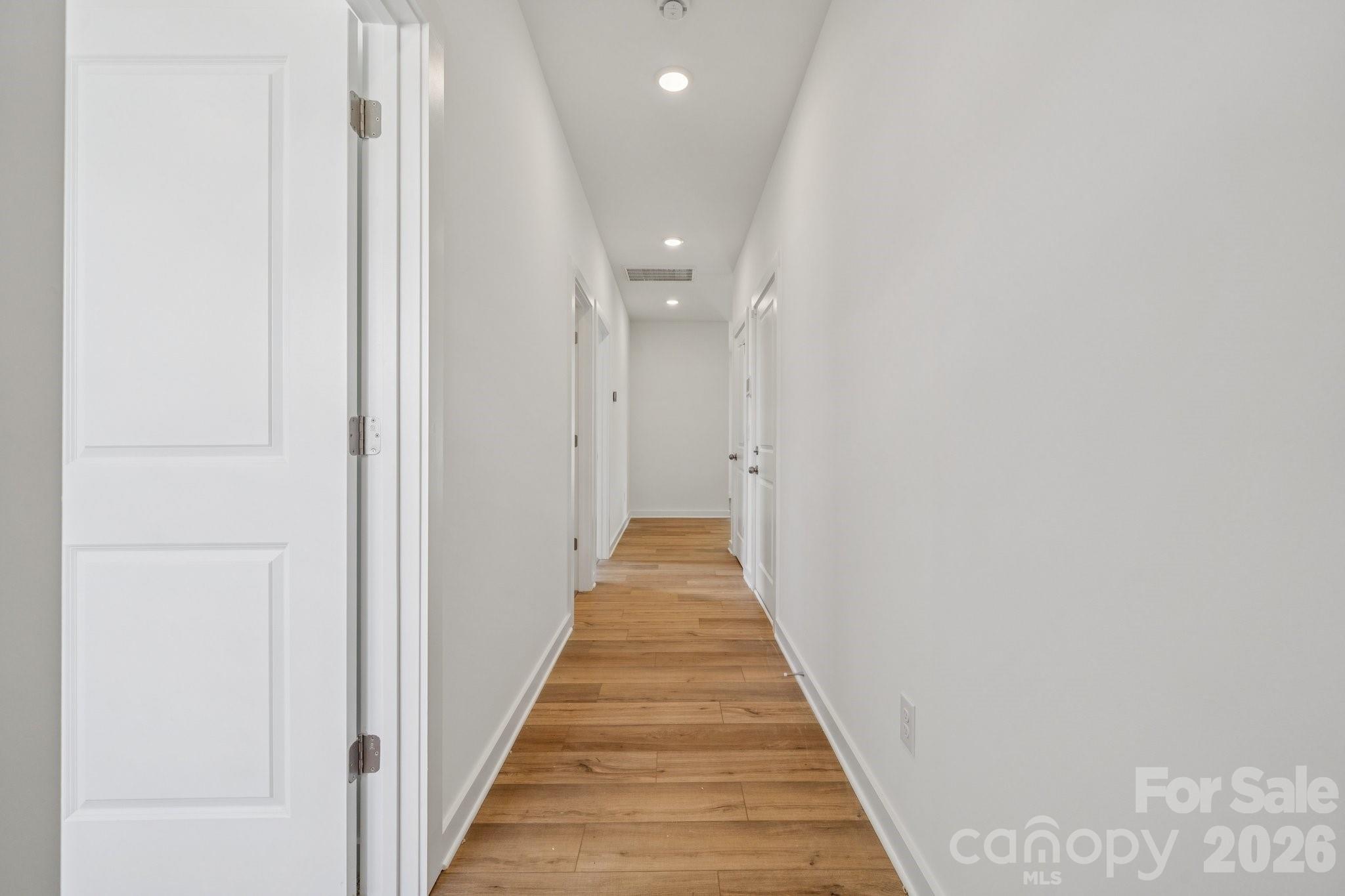 8051 Midas Lane — Locust