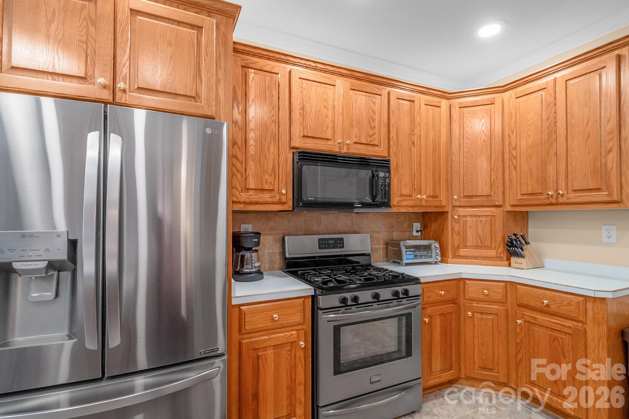 209 SouthFork Lane — Belmont