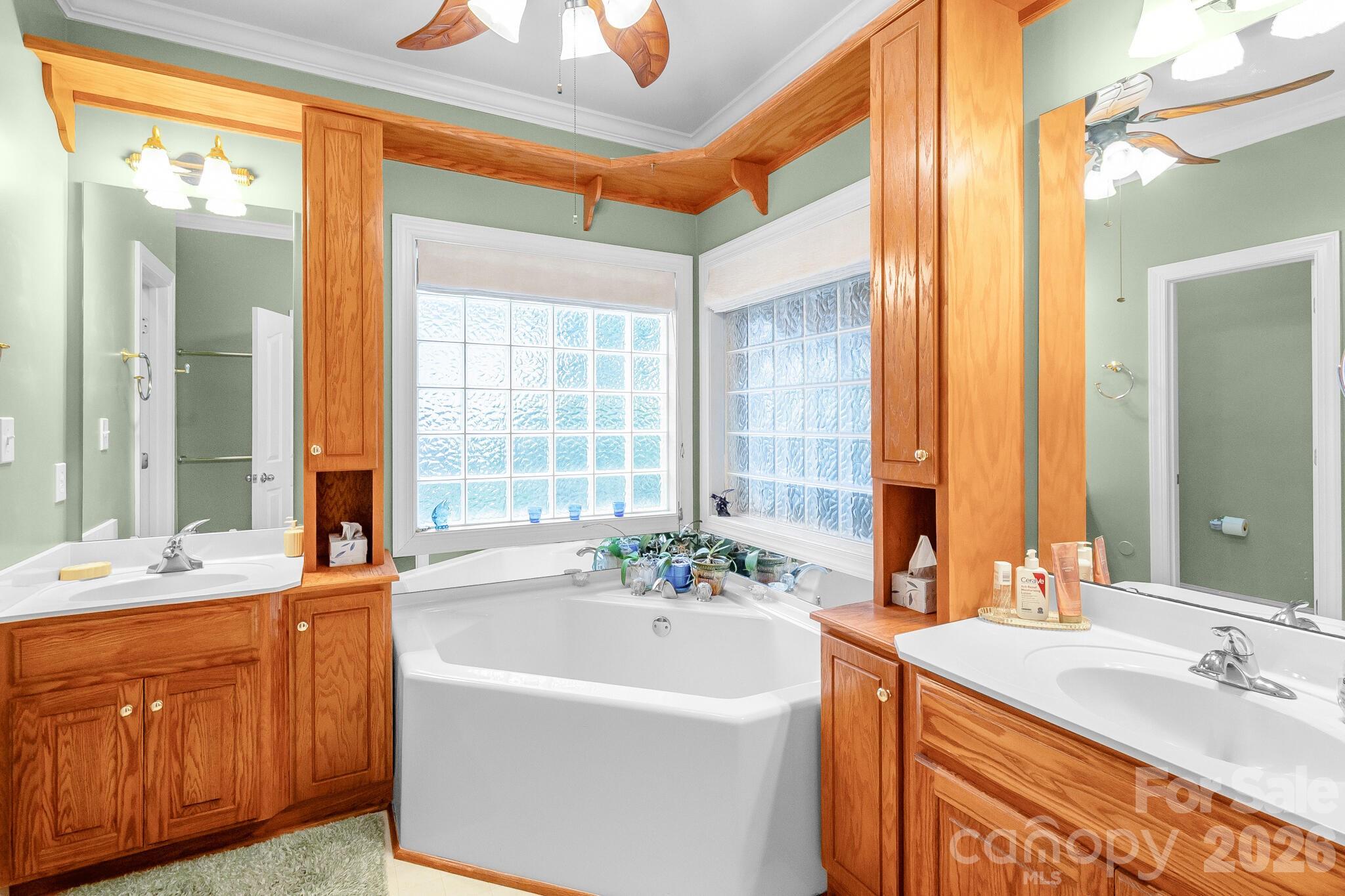209 SouthFork Lane — Belmont