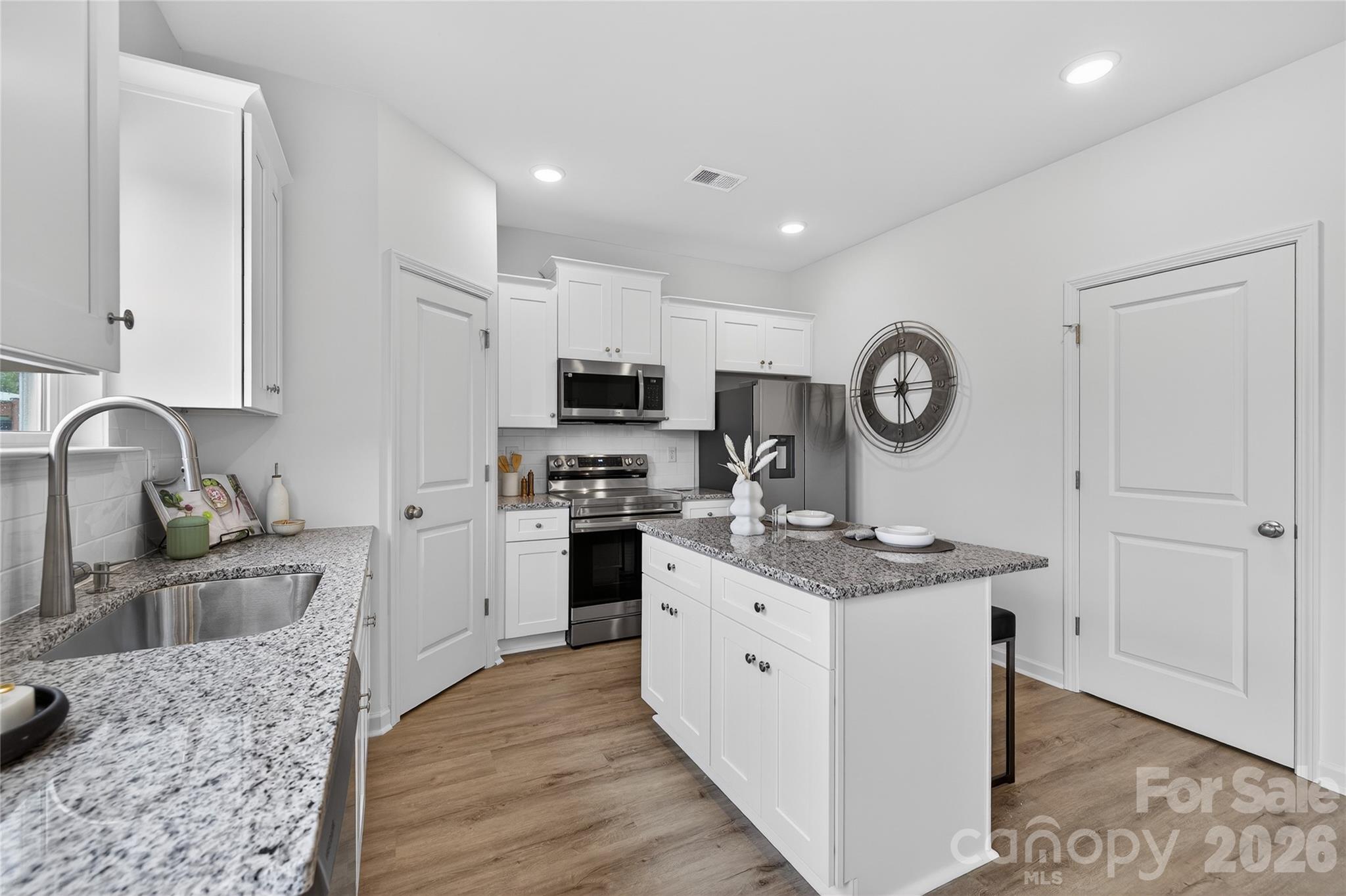 5230 Hickory Lane — Charlotte