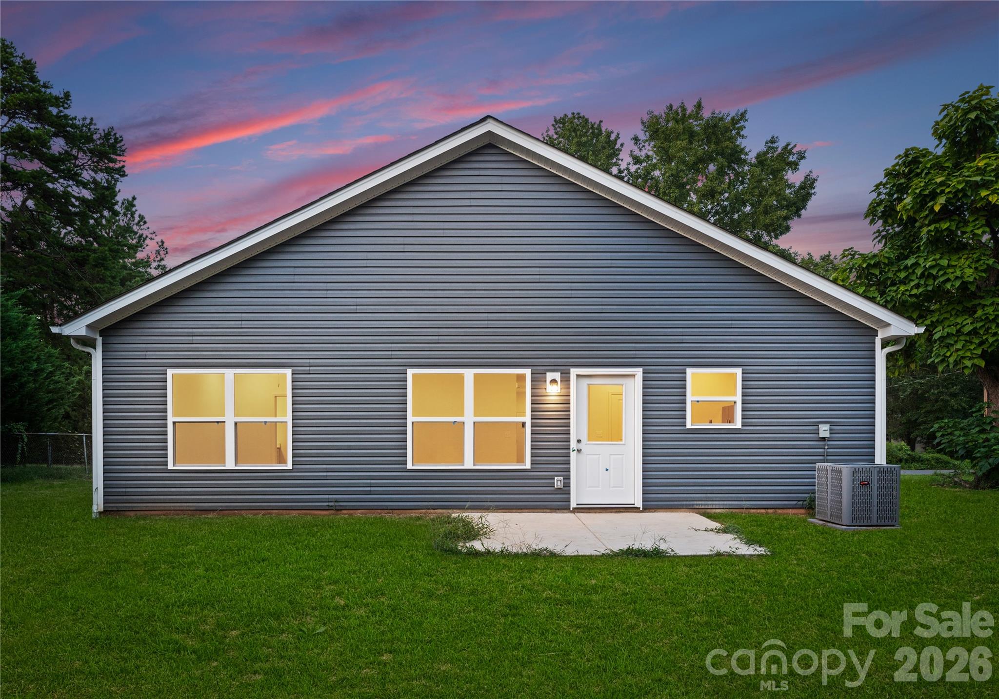 5230 Hickory Lane — Charlotte