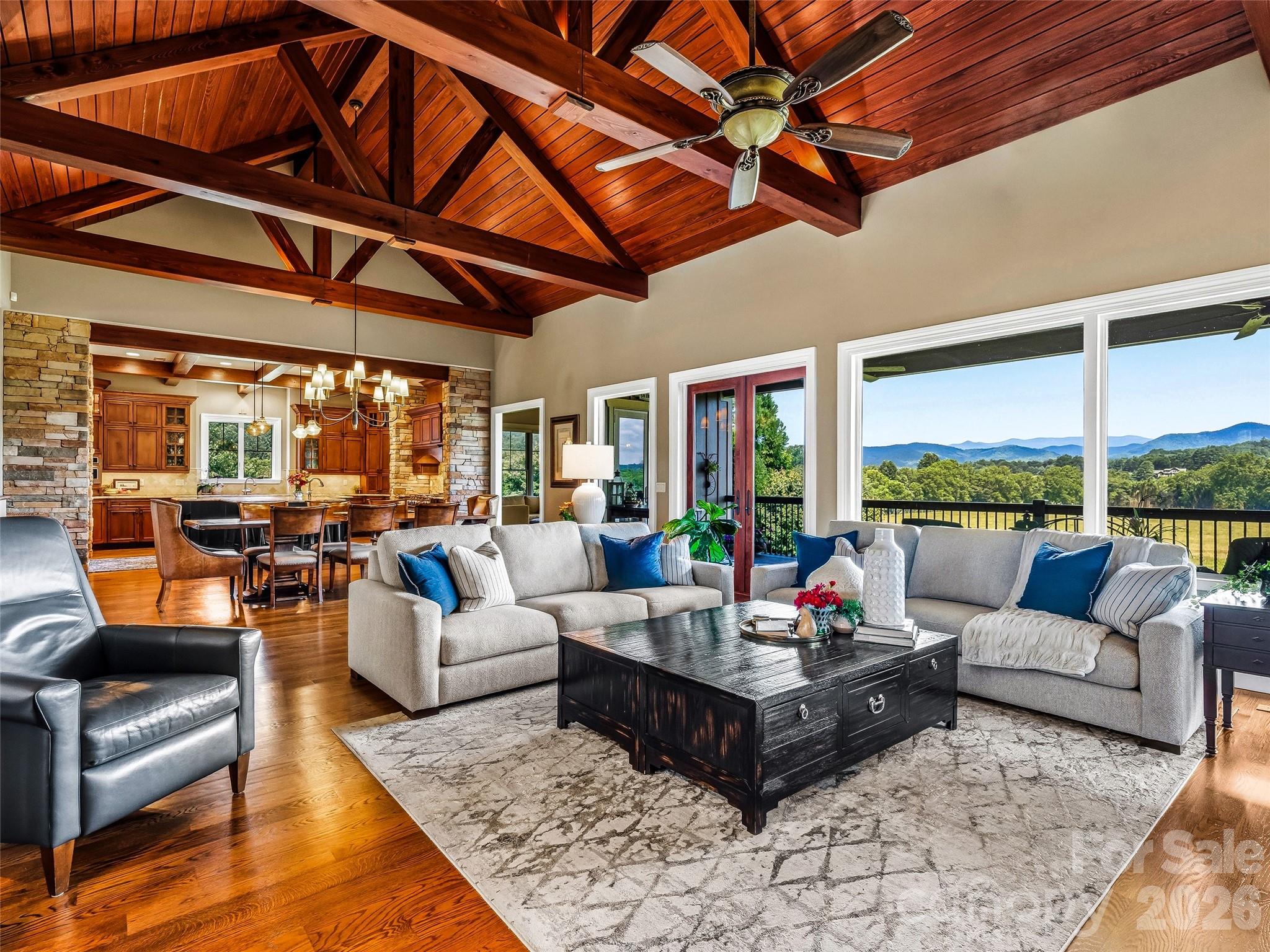 280 Walnut Hollow Road — Brevard