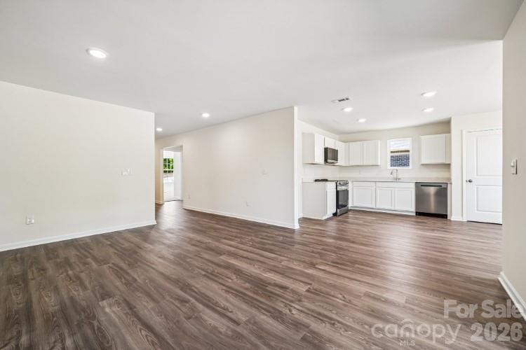 291 Parris Farm Road — Chesnee