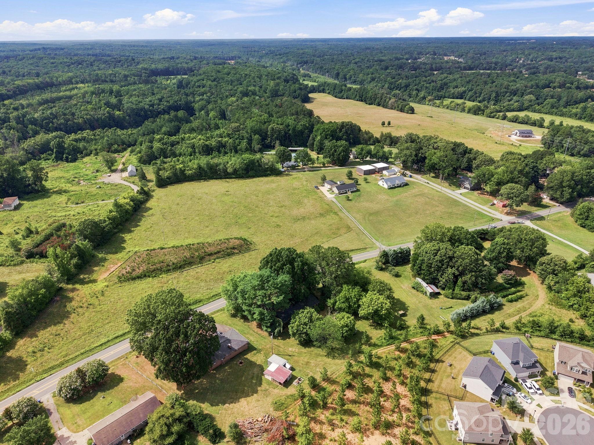 601 Faith Road — Mooresville
