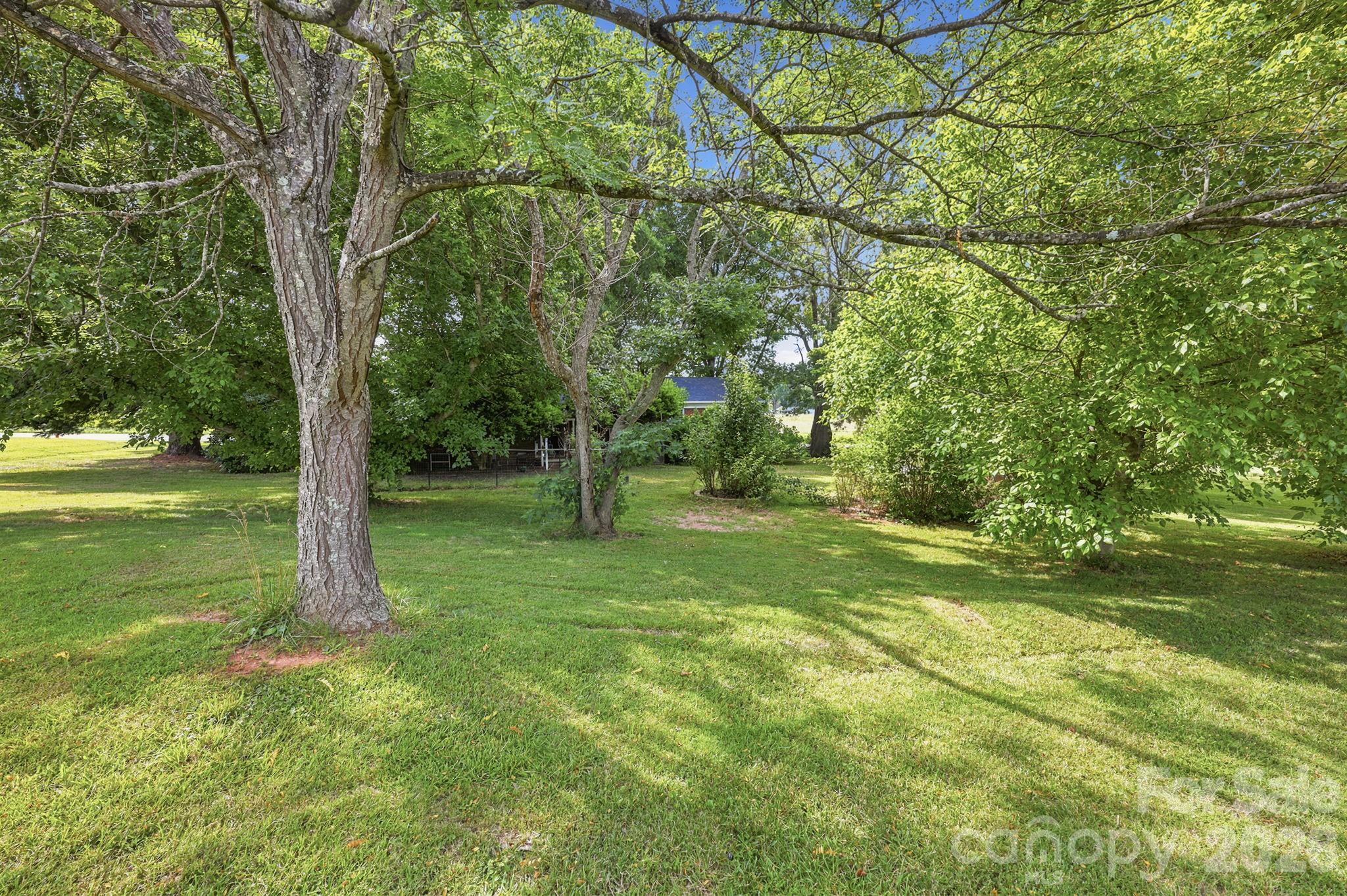 601 Faith Road — Mooresville