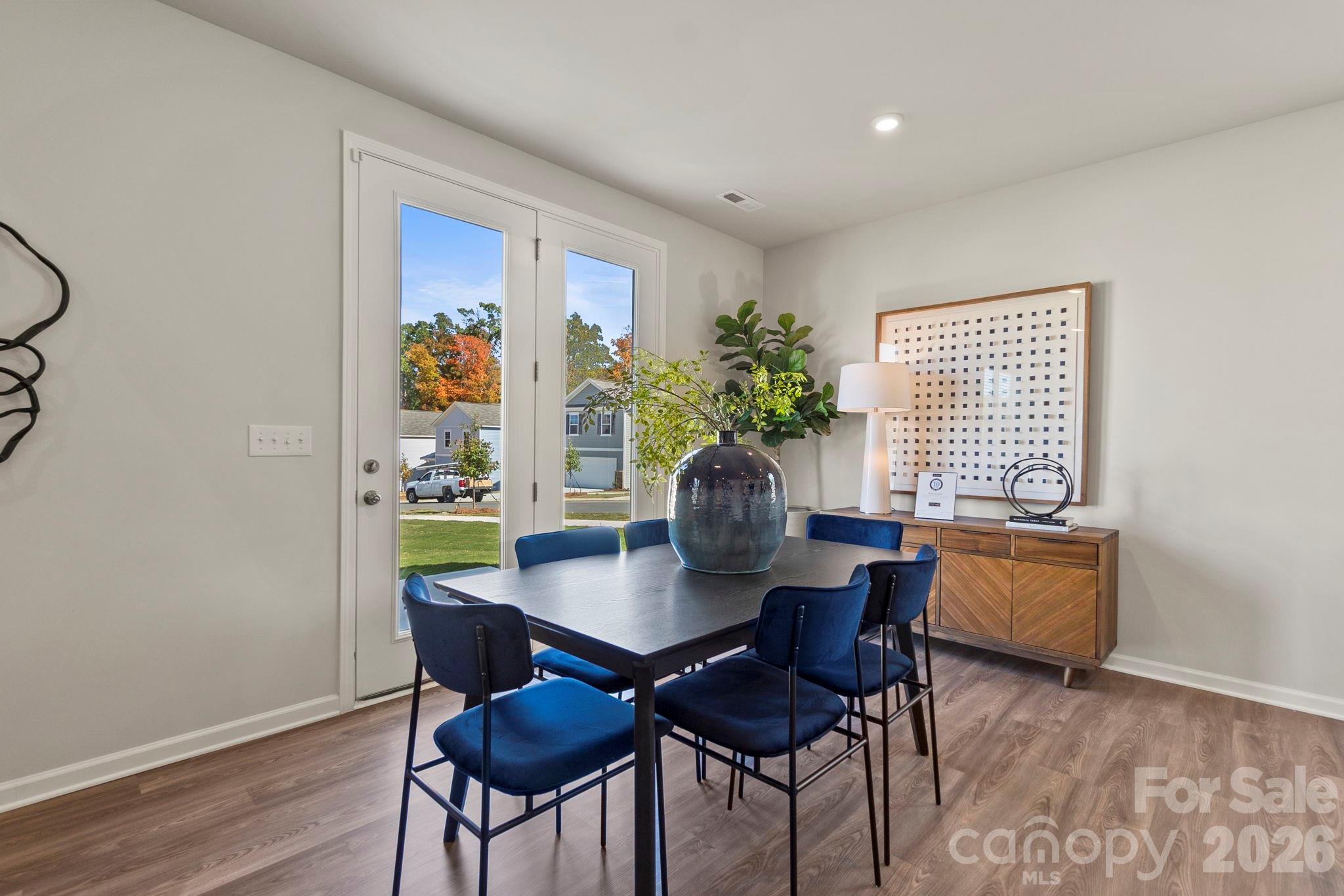 8059 Midas Lane — Locust