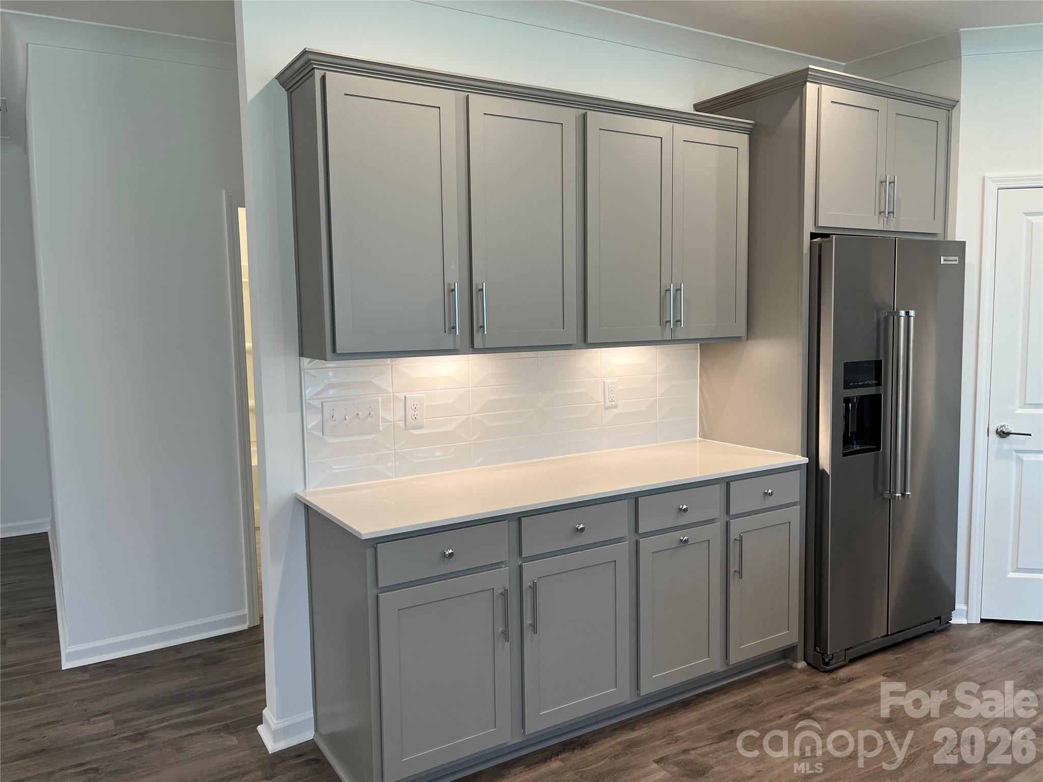 11608 Glasden Road — Charlotte