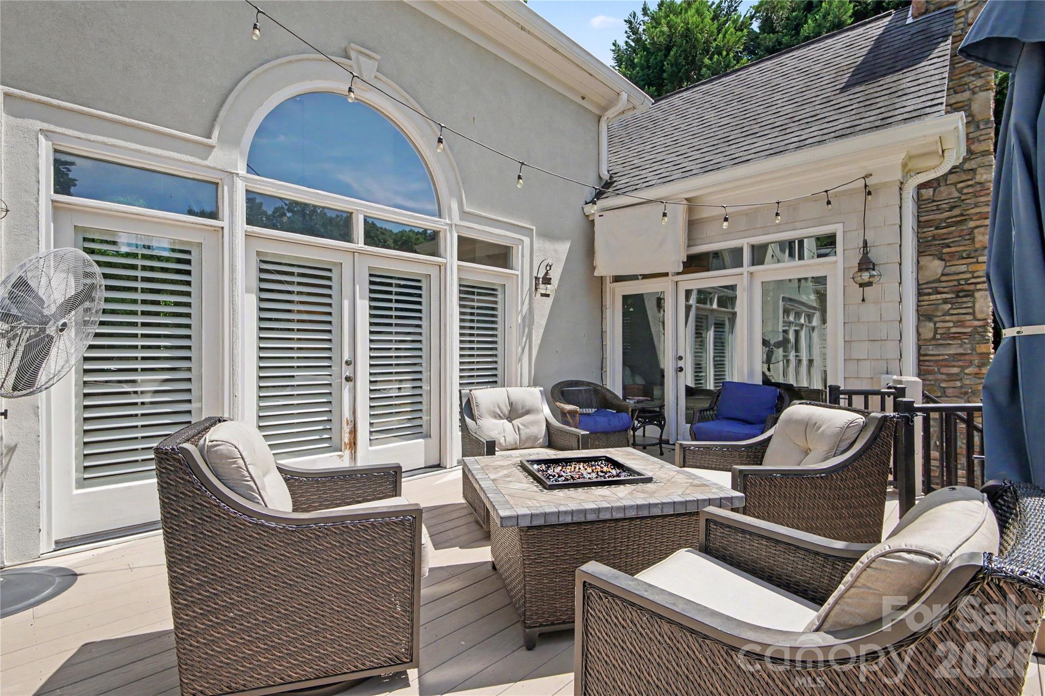 21300 Blakely Shores Drive — Cornelius