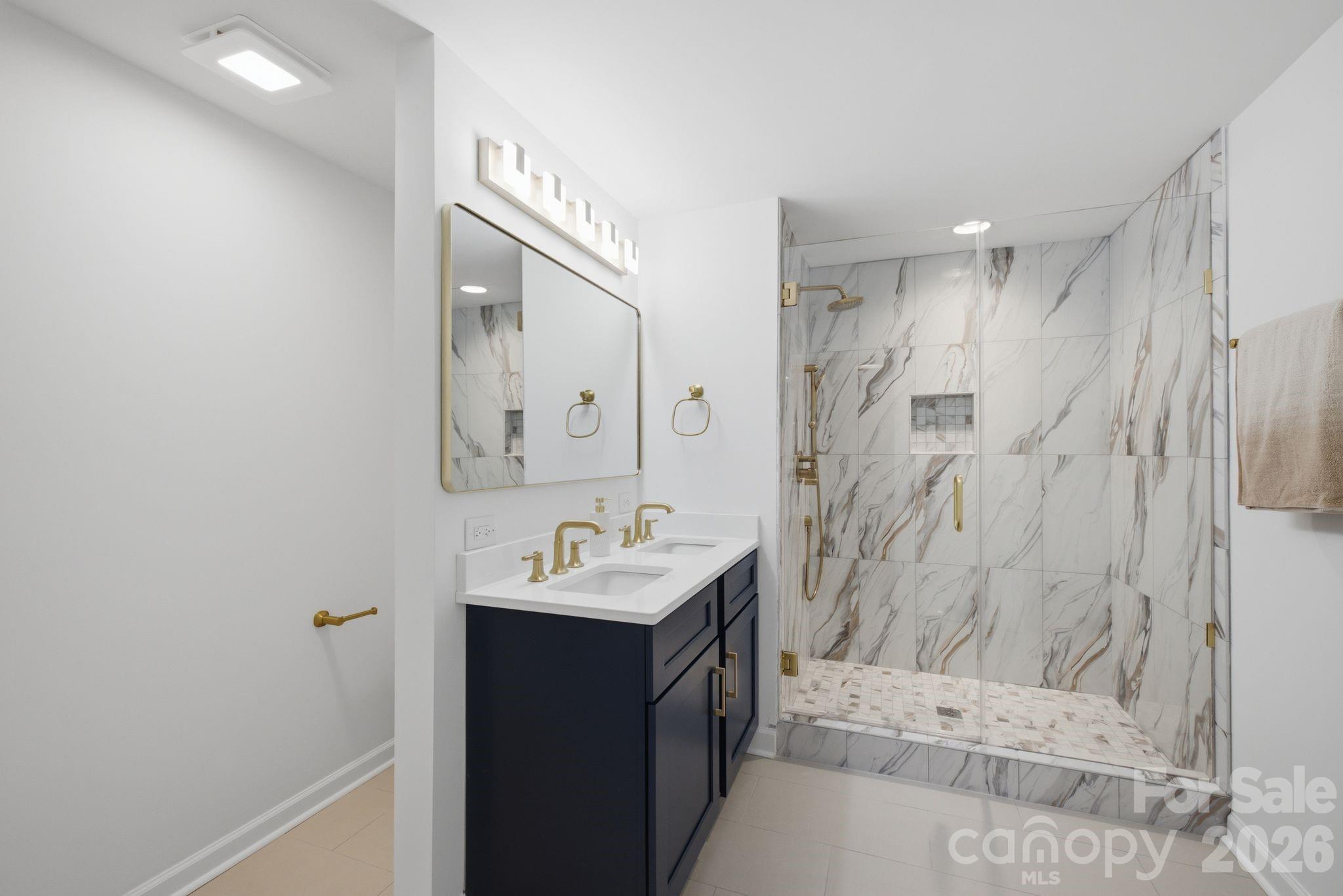 2494 Cherry Lane — Denver