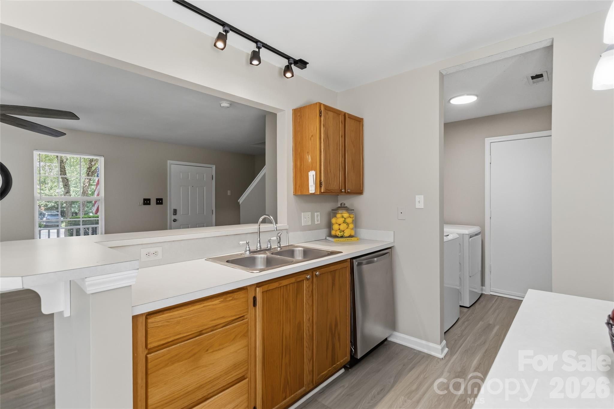1610 Elk Creek Court — Charlotte