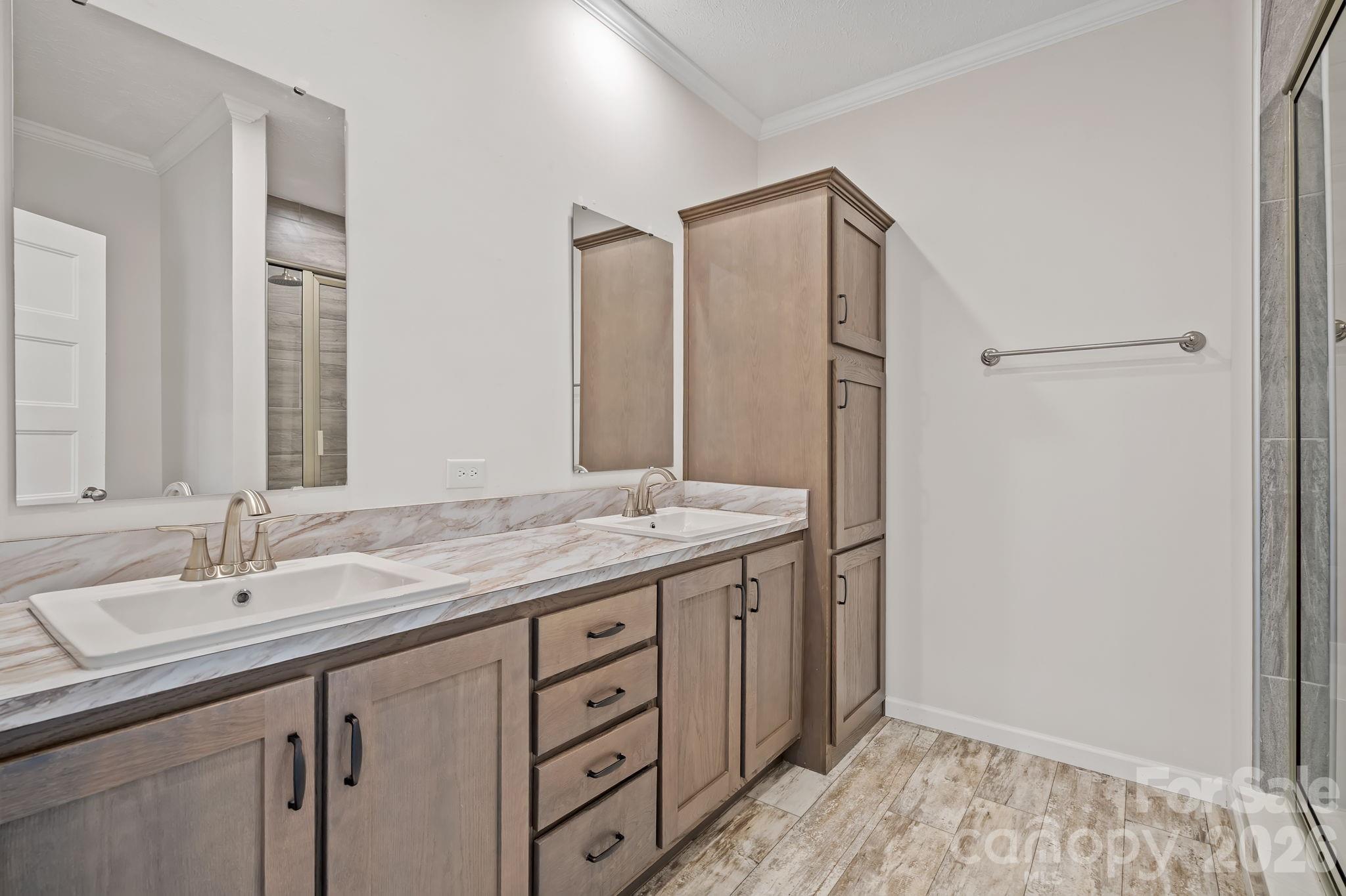 128 Bellamy Road — Asheville