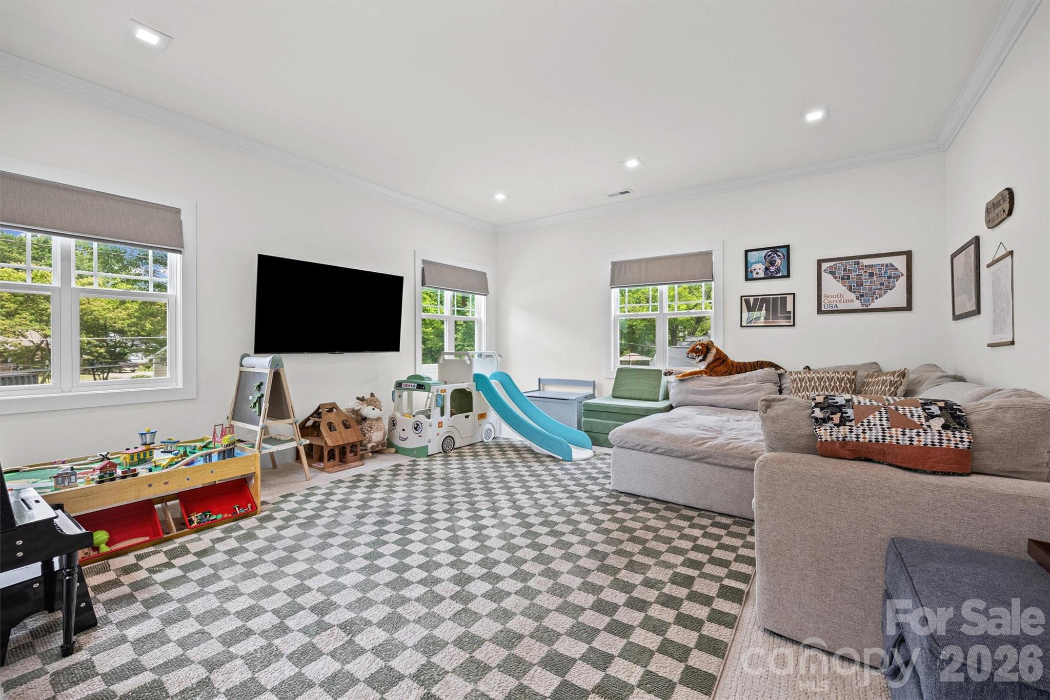 821 Woodside Avenue — Charlotte