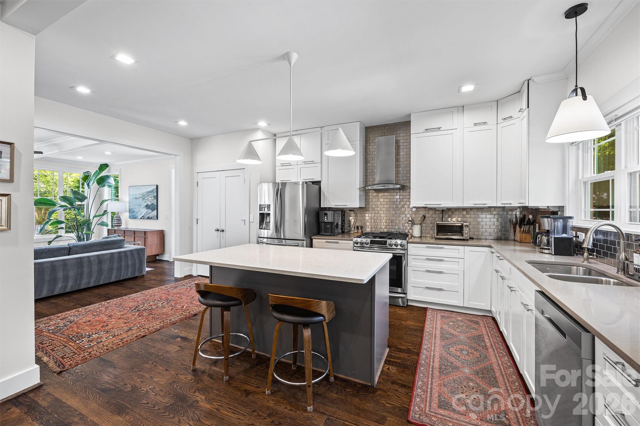 821 Woodside Avenue — Charlotte
