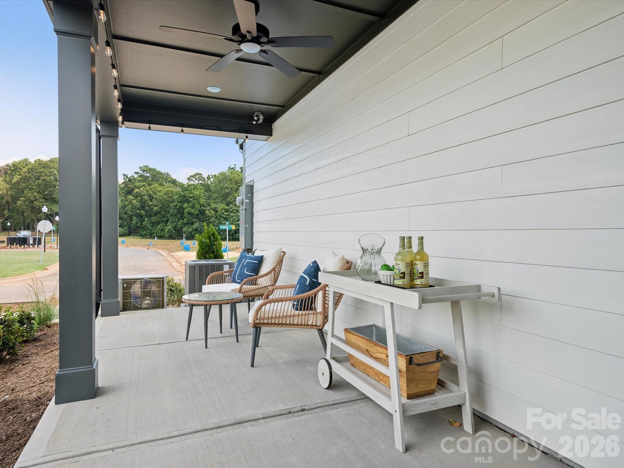 401 Fenton Drive — Belmont