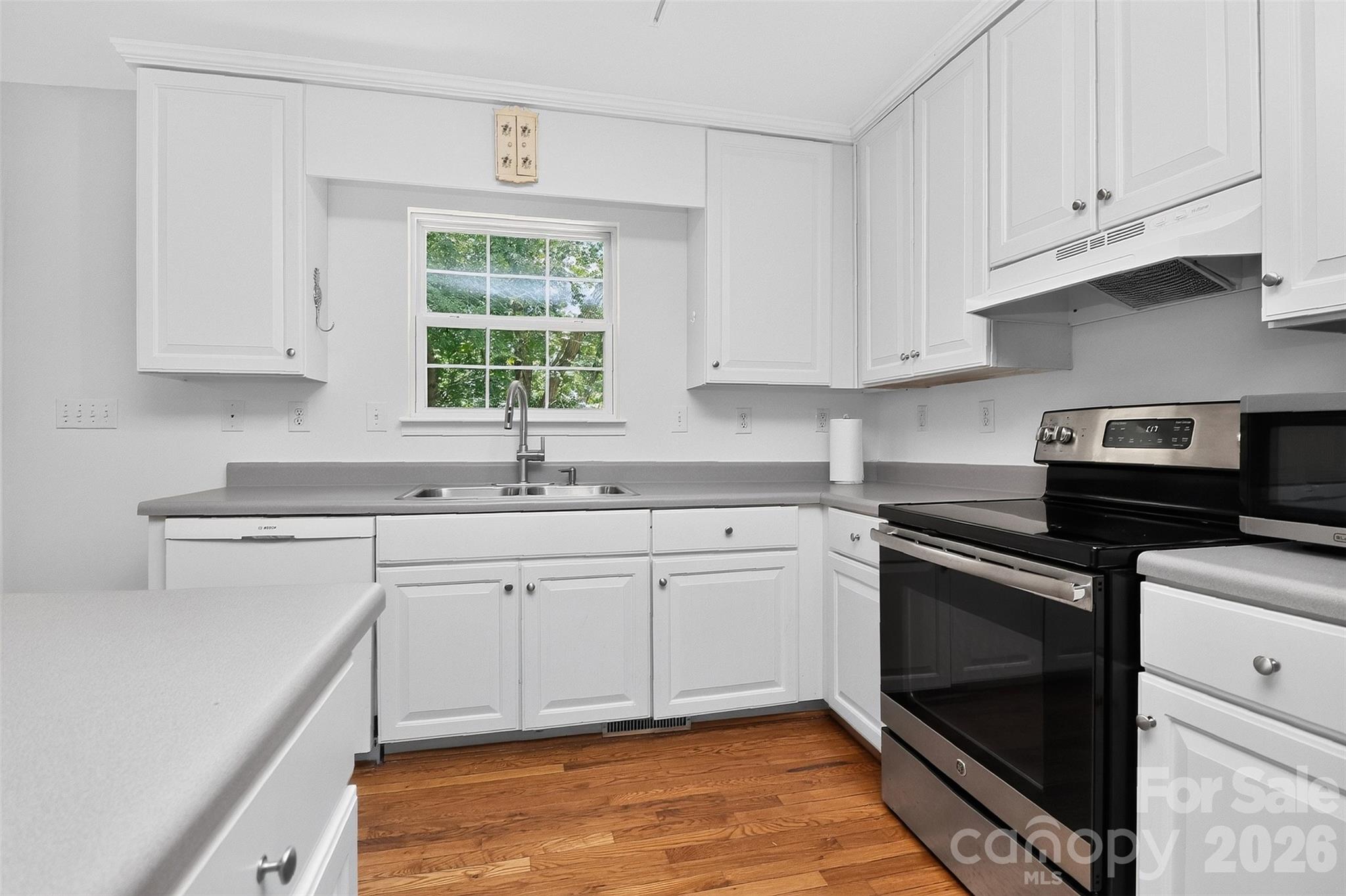 7912 Ritter Drive — Charlotte