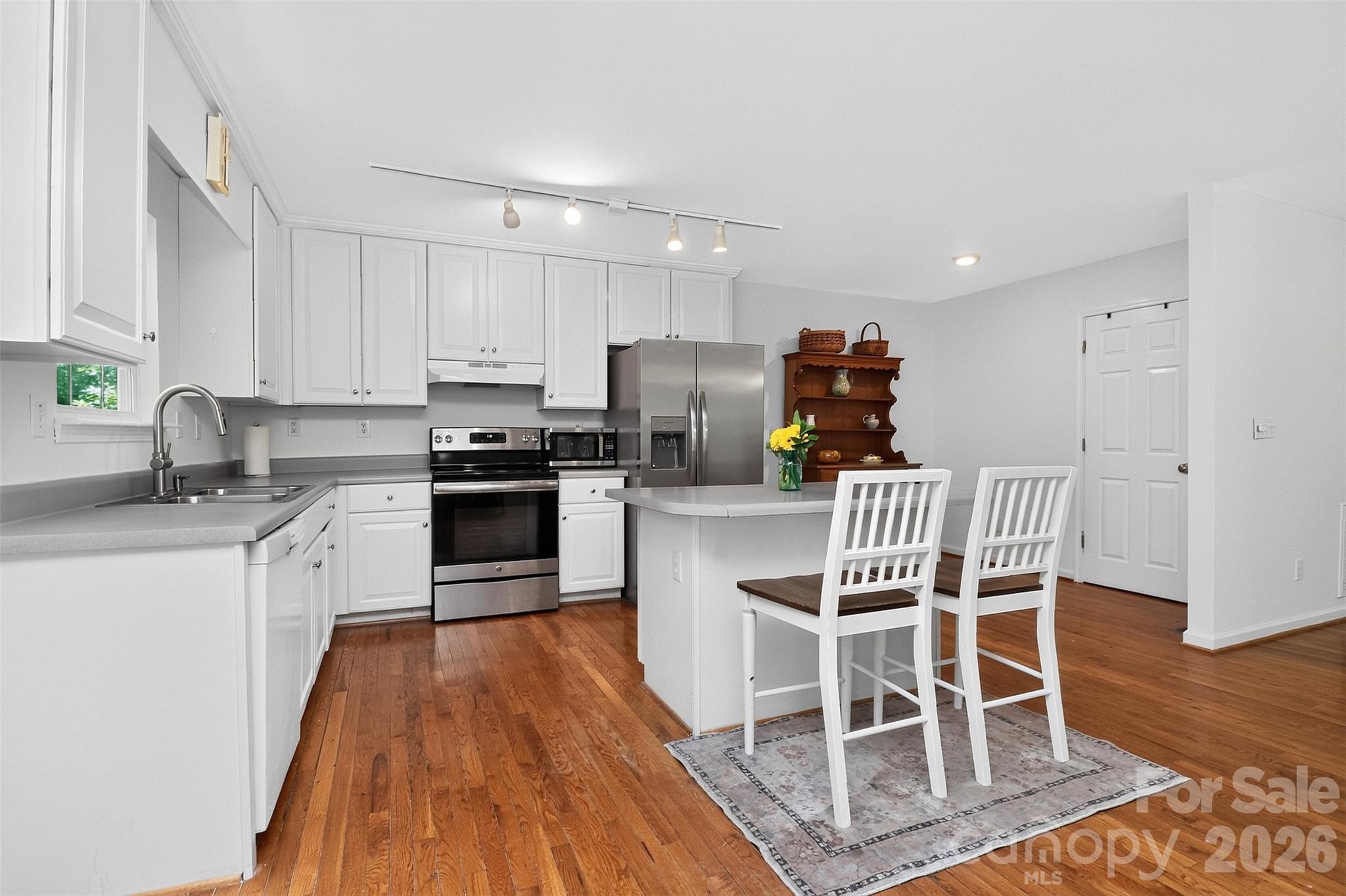 7912 Ritter Drive — Charlotte