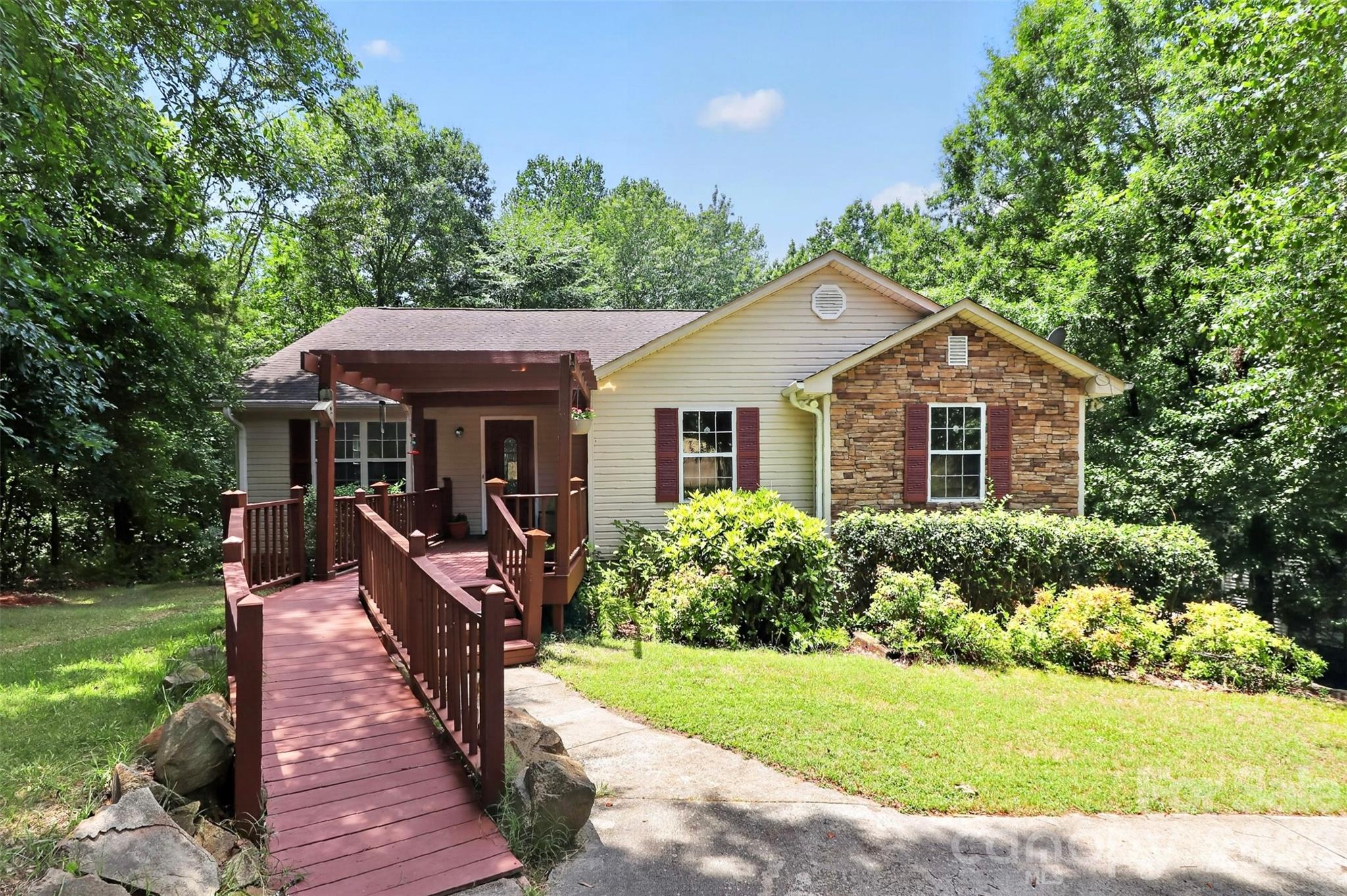 7912 Ritter Drive — Charlotte