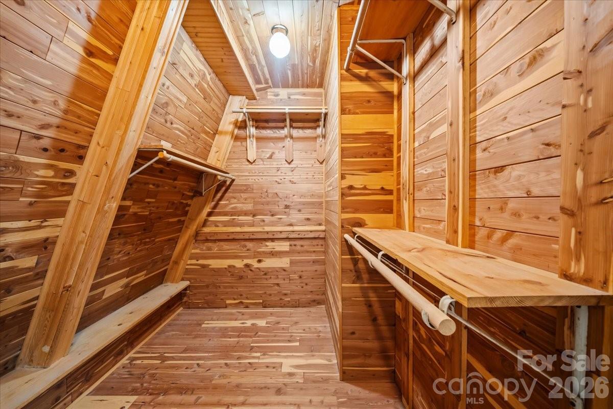 371 Patton Valley Drive — Nebo
