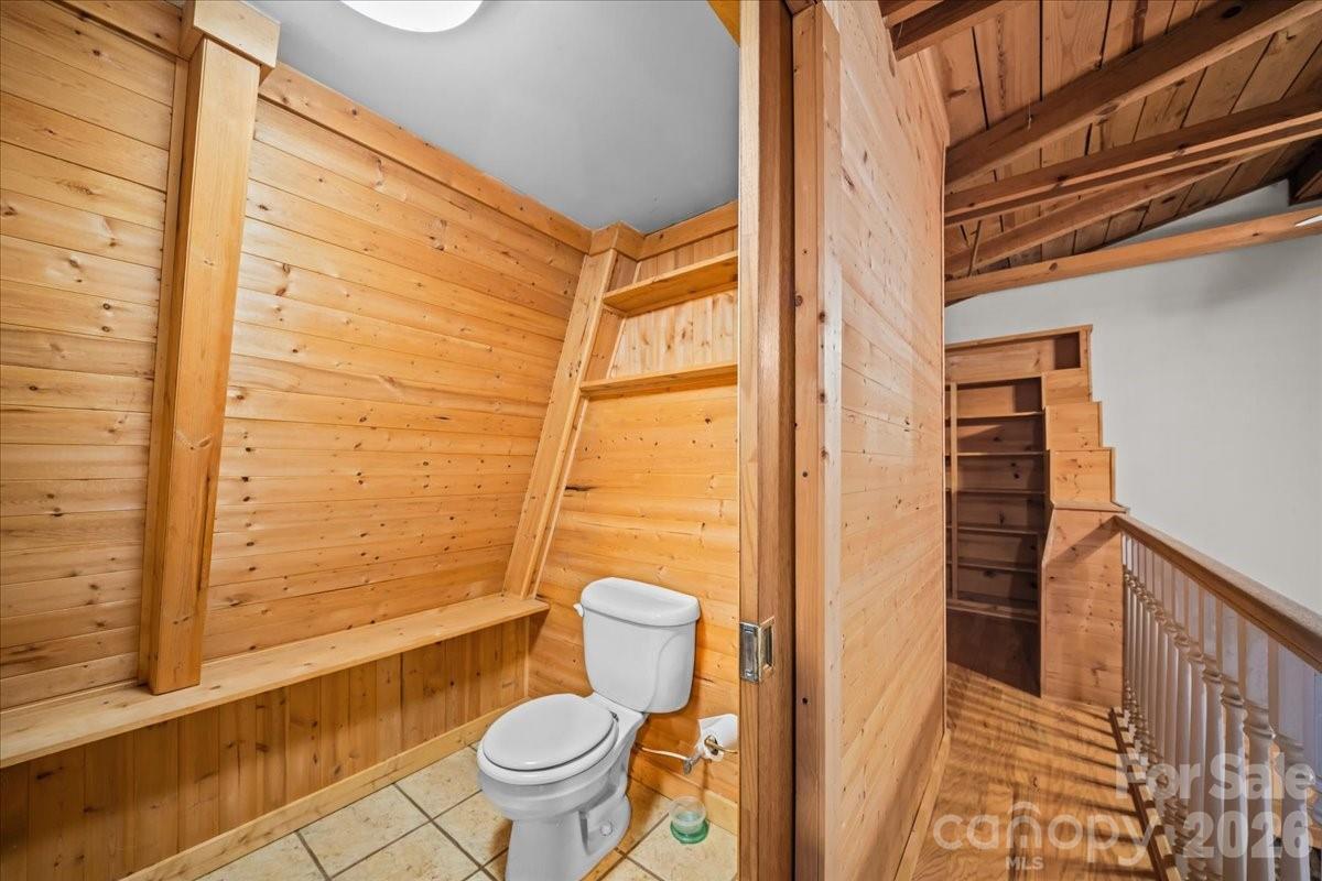 371 Patton Valley Drive — Nebo