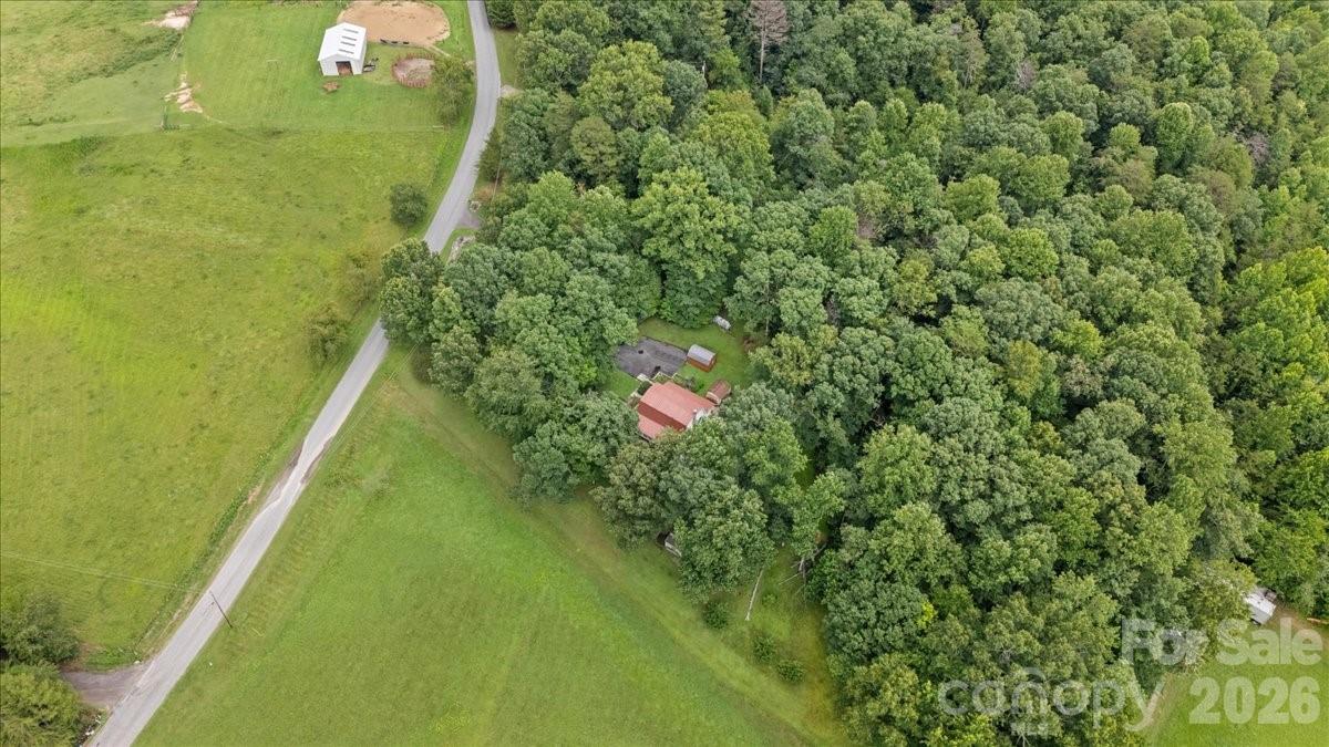 371 Patton Valley Drive — Nebo