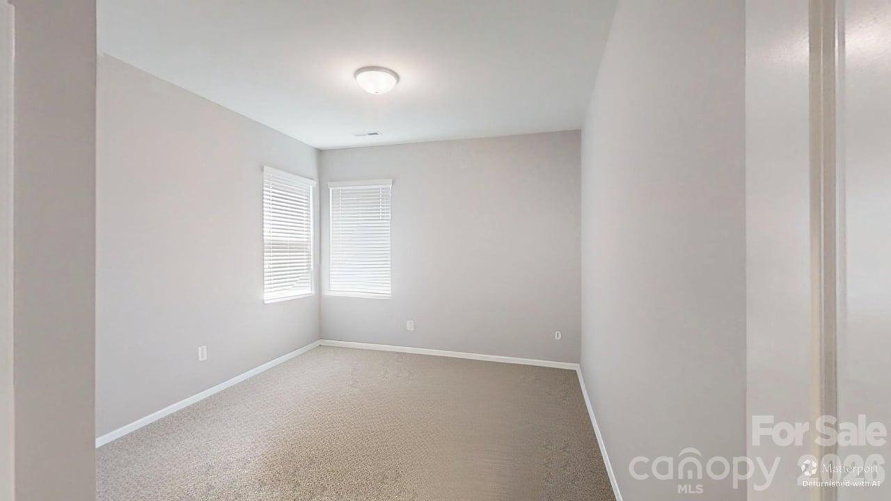 111 Lantern Acres Drive — Mooresville