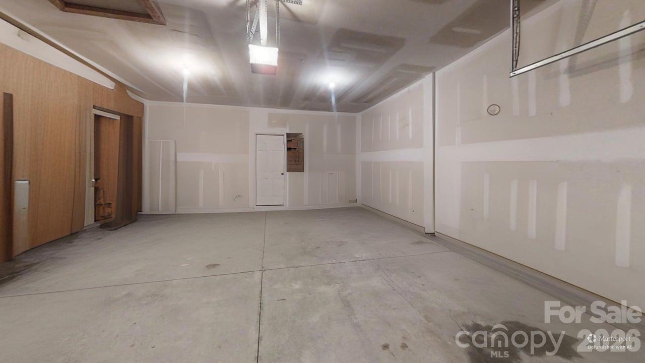 111 Lantern Acres Drive — Mooresville