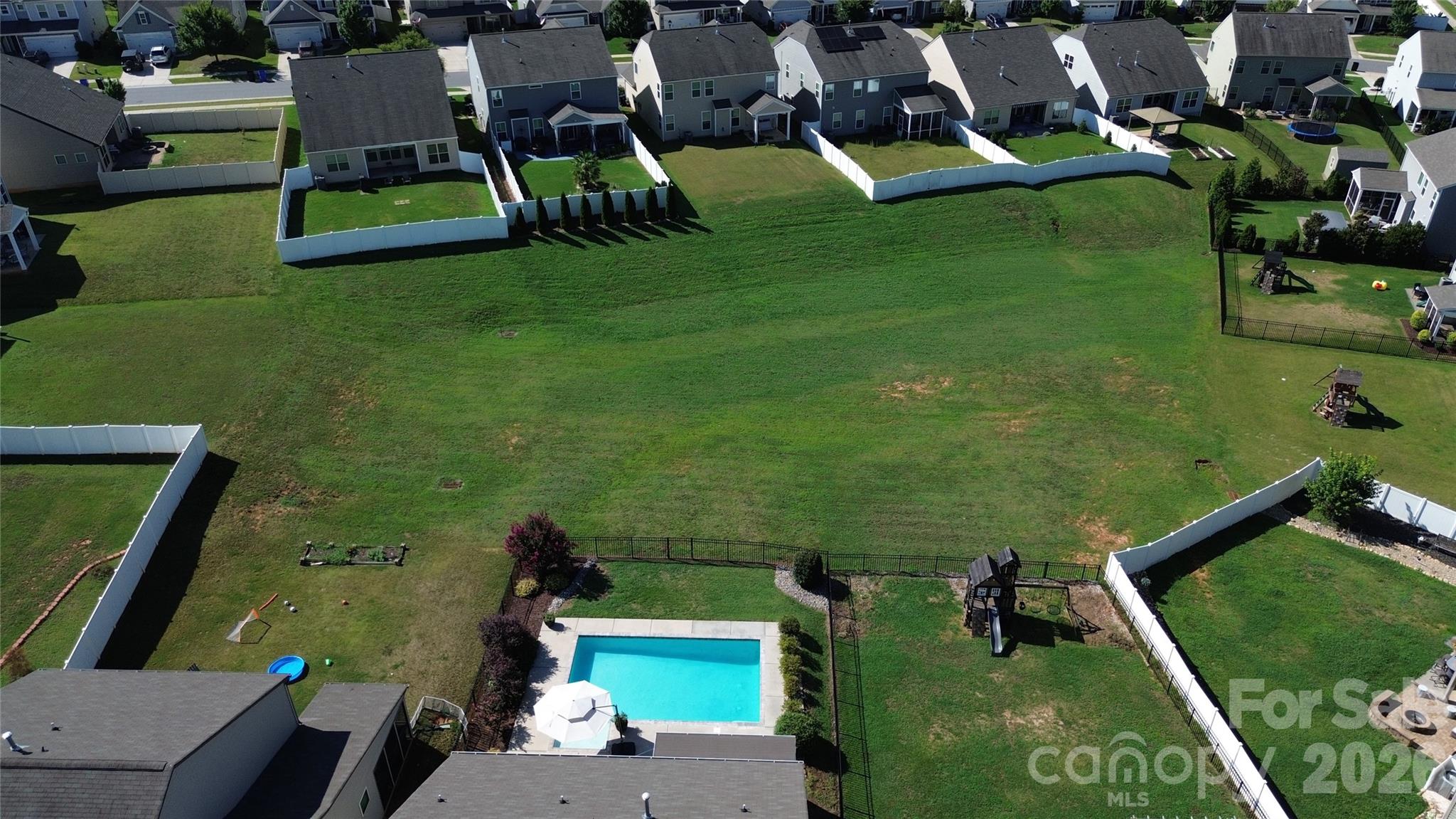 111 Lantern Acres Drive — Mooresville