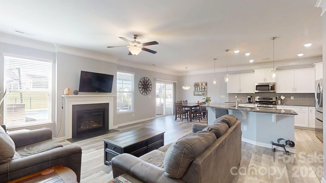 111 Lantern Acres Drive — Mooresville