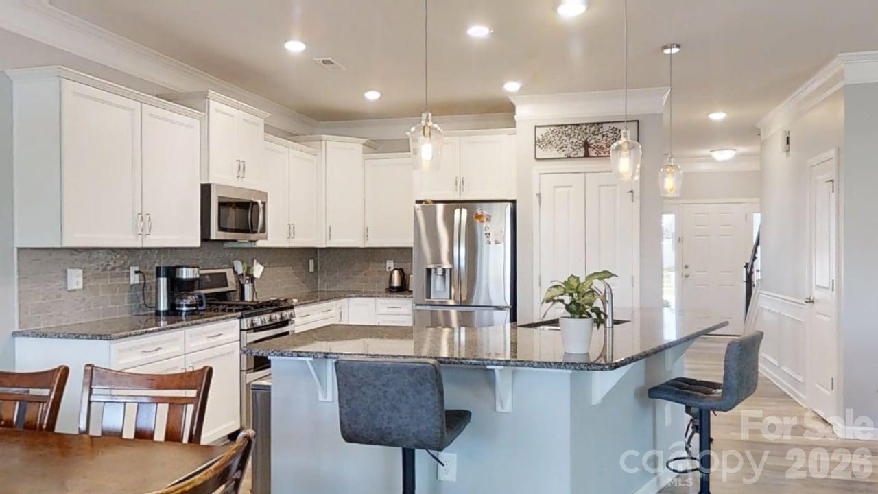 111 Lantern Acres Drive — Mooresville